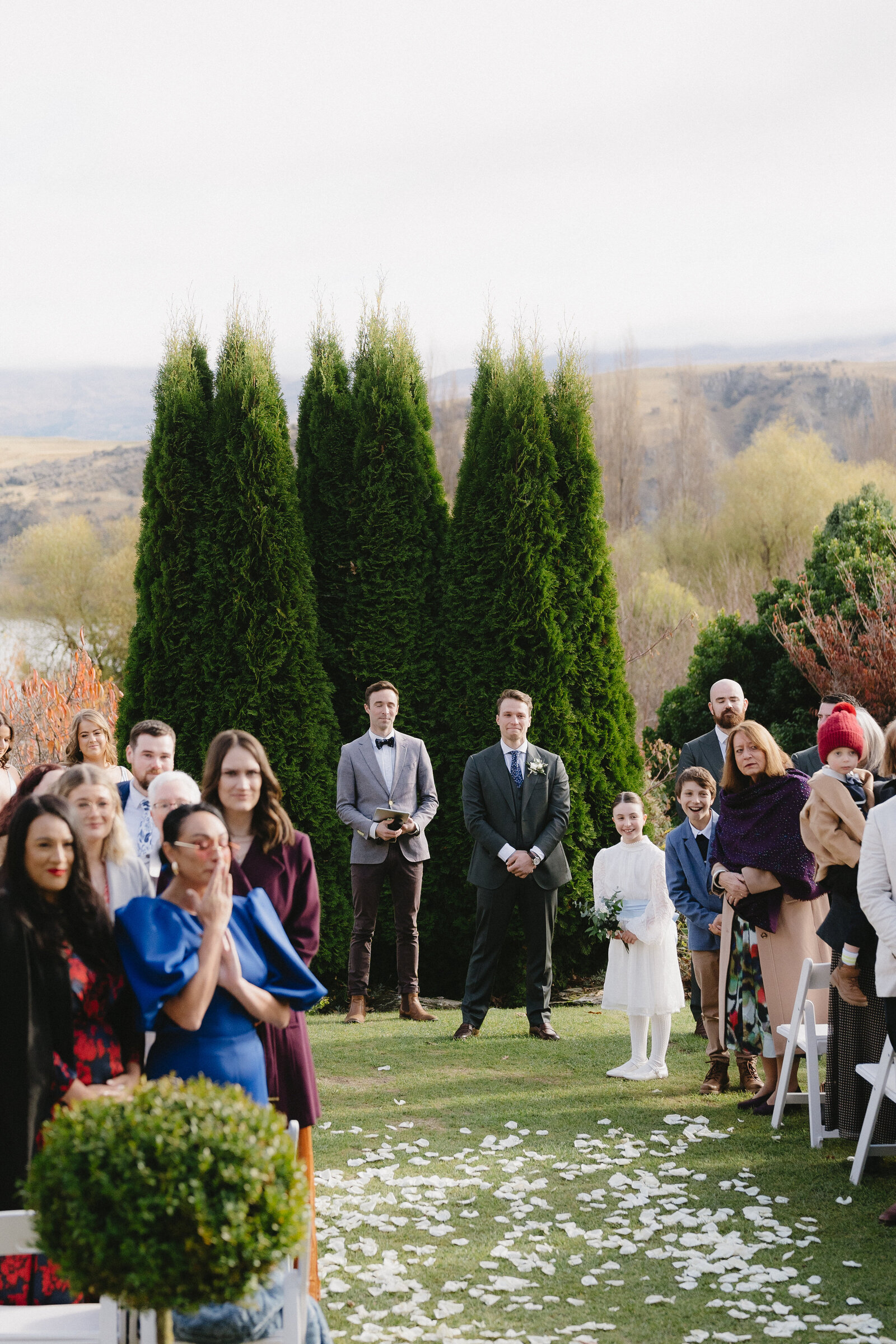 Melissa Clark Photography - Queenstown Wedding Photographer - Davina & Doug - Stoneridge & Reds Bar Wedding_-8