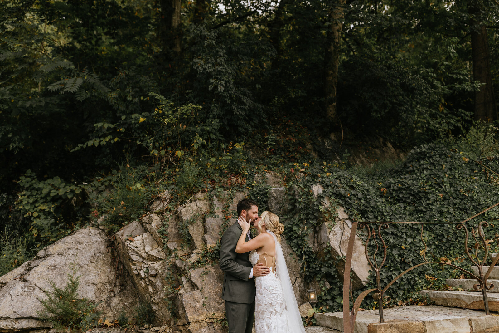 East-Tennessee-Wedding-Photographer-Videographer-Radiant-Mountain-Media-810