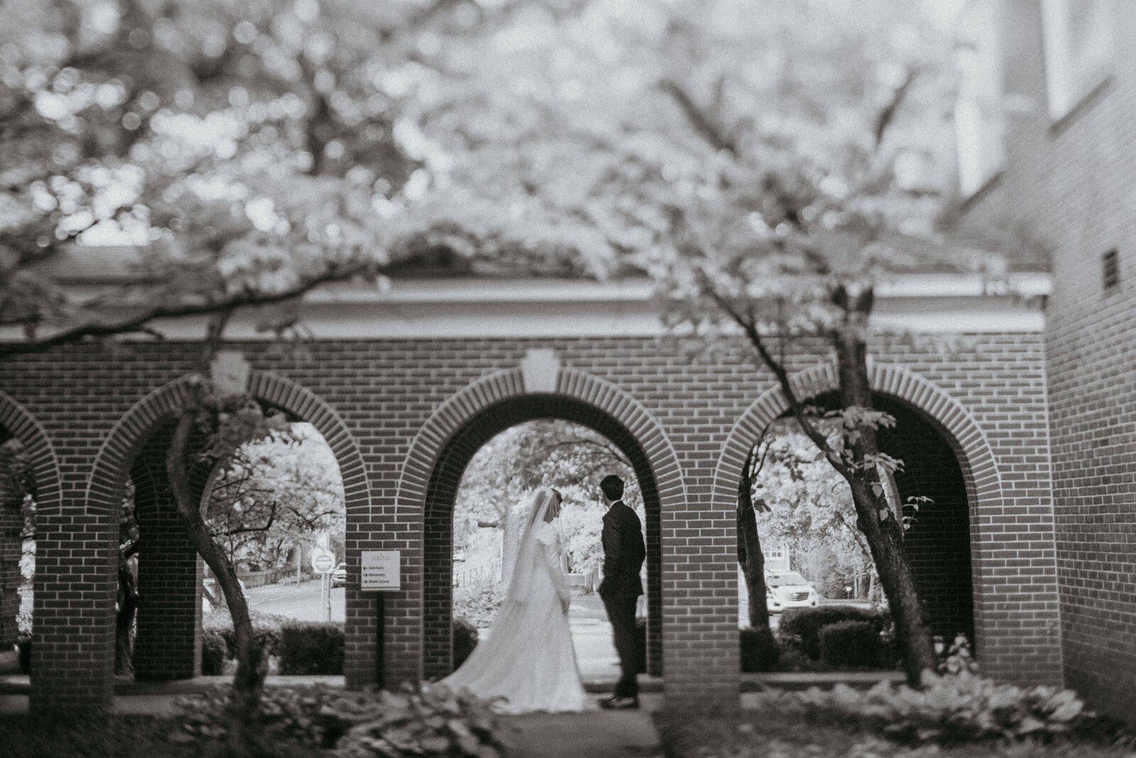 Fayetteville-arkansas-wedding-photographer-wedding-venue-fine-art-vintage-wedding-169