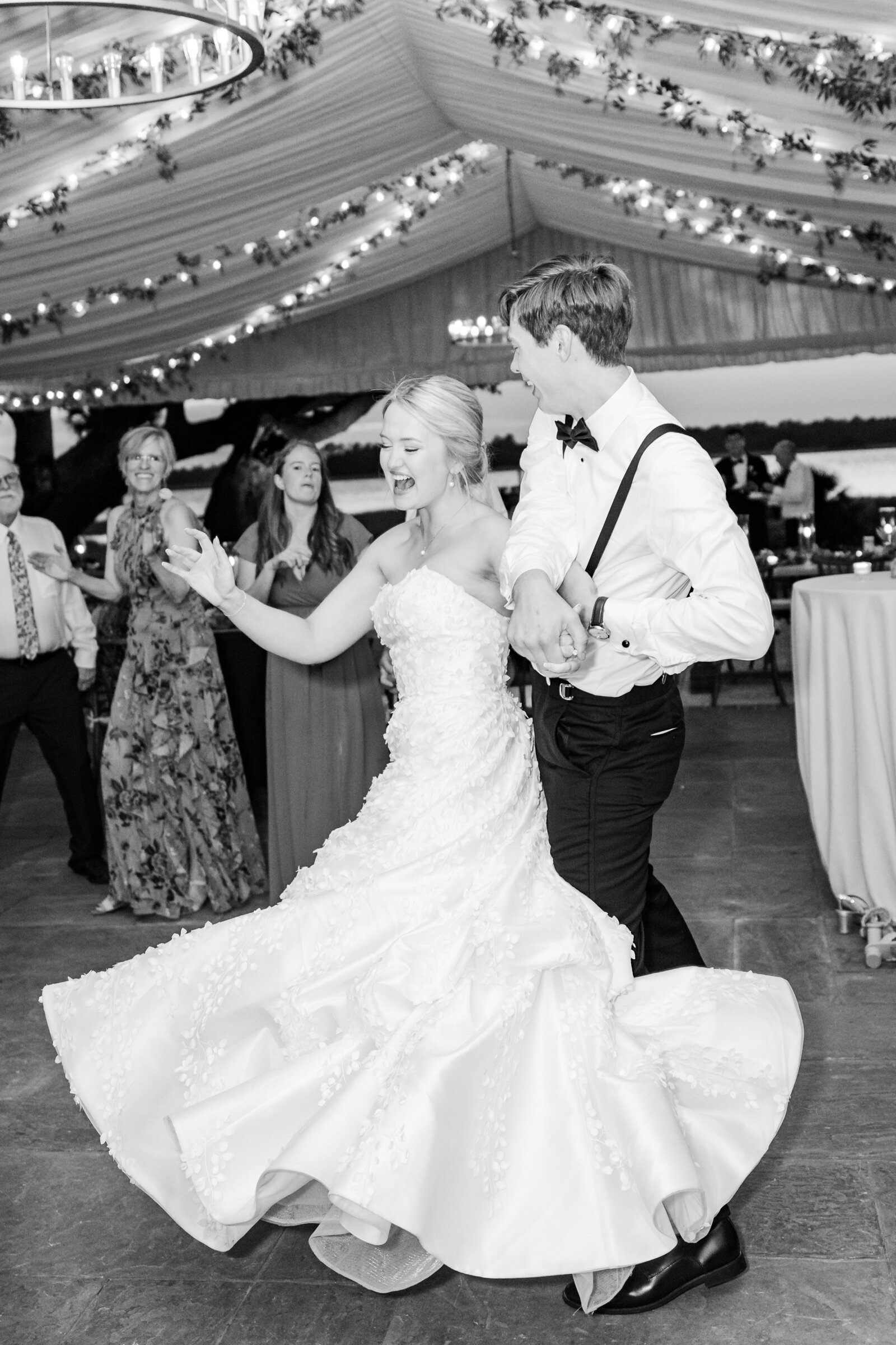 CourtneyandJacobLowndesGroveWedding-712