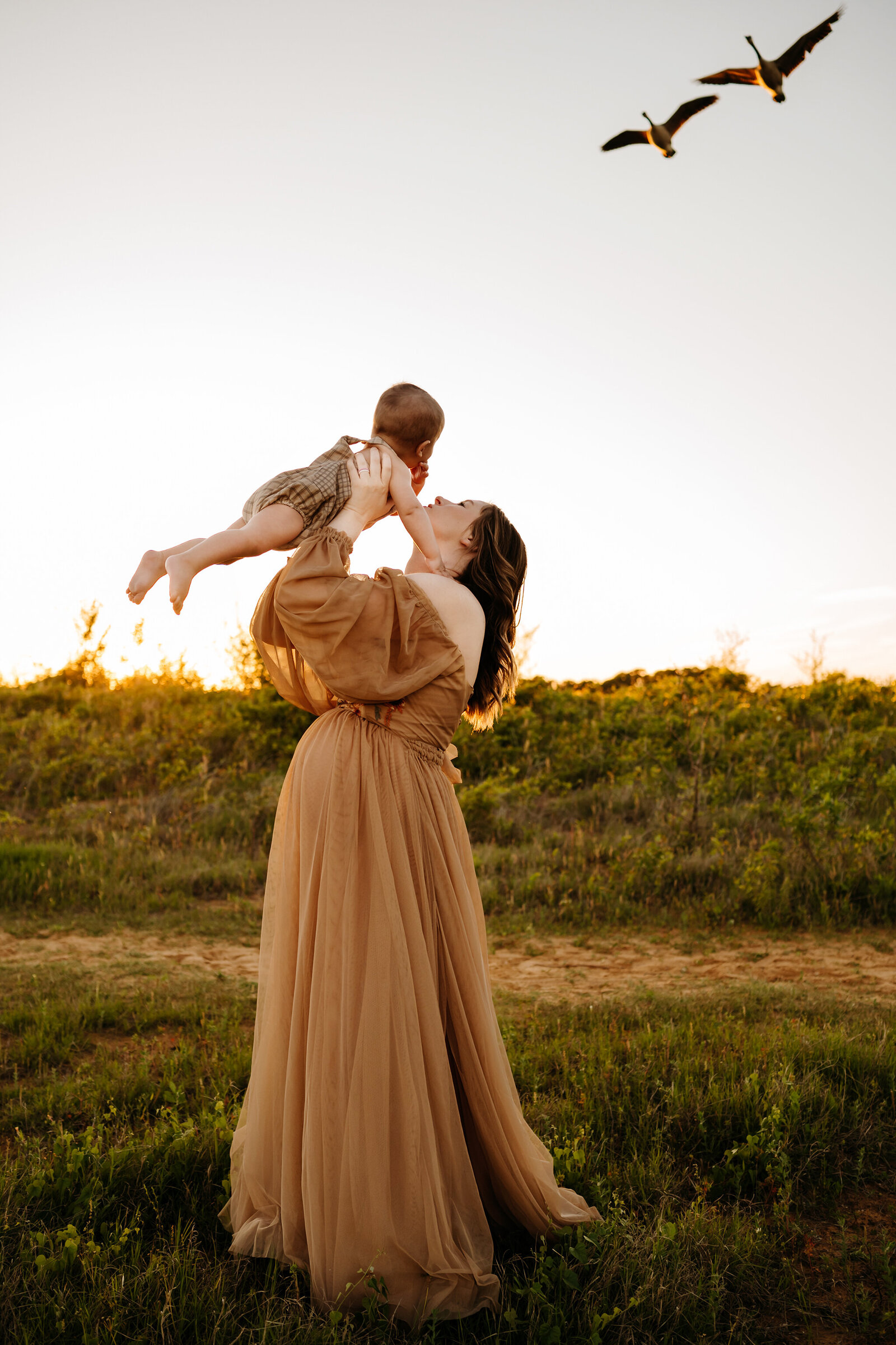 dallas-fort-worth-texas-maternity-outdoor-session (13)