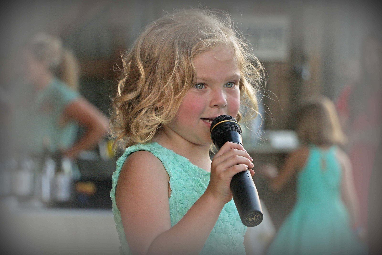 singing braylie copy