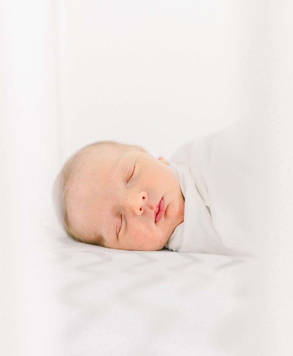 Newborn Milestone_Balazs _23-74 copy