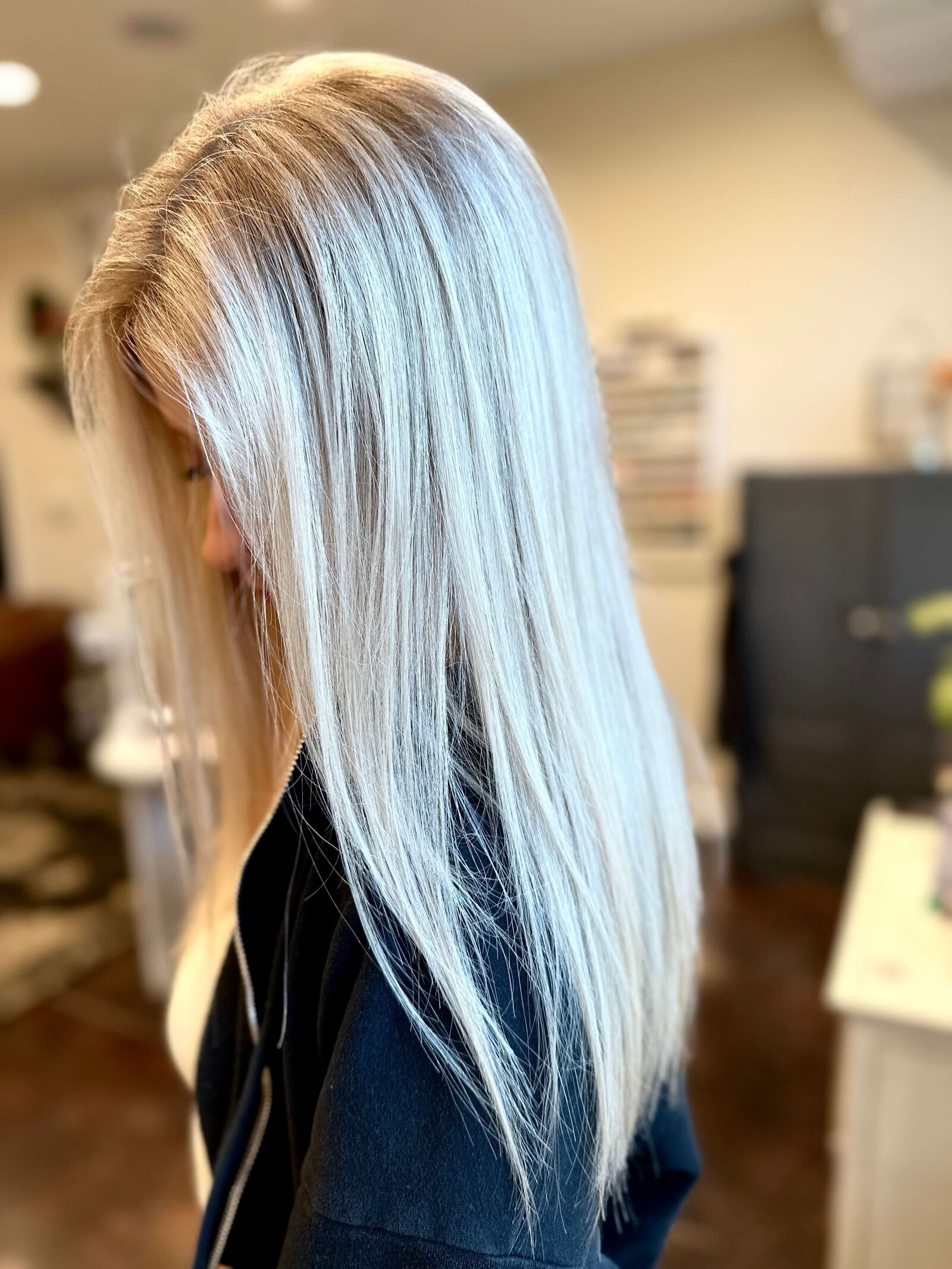 Sara Carter hair colorist in McMinnville, Oregon