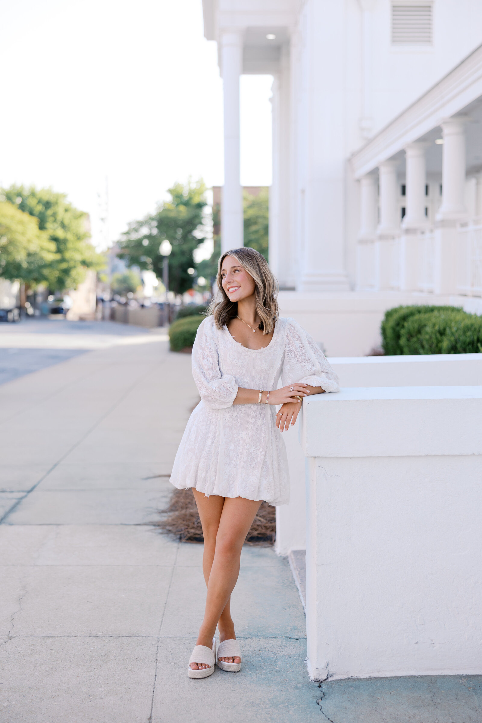 Alabama senior photographer Birmingham Auburn Montgomery outdoor natural light.