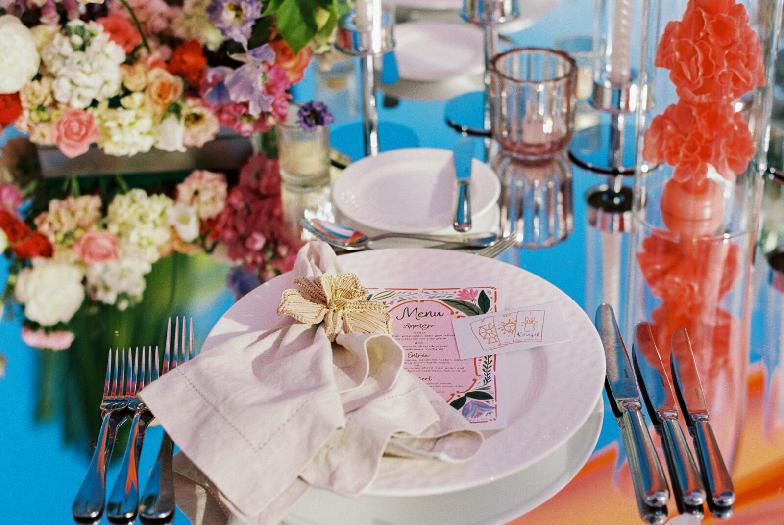 Four Seasons Colorful Wedding on Oahu by Amanda Hartfield-82