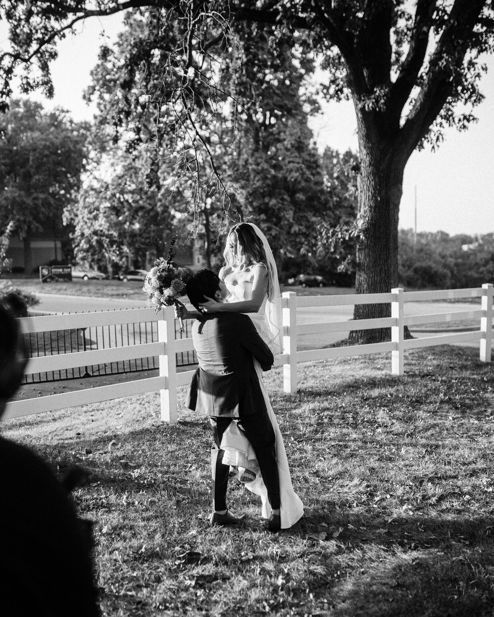 Saenz The Farmhouse KC Event Venue Wedding288