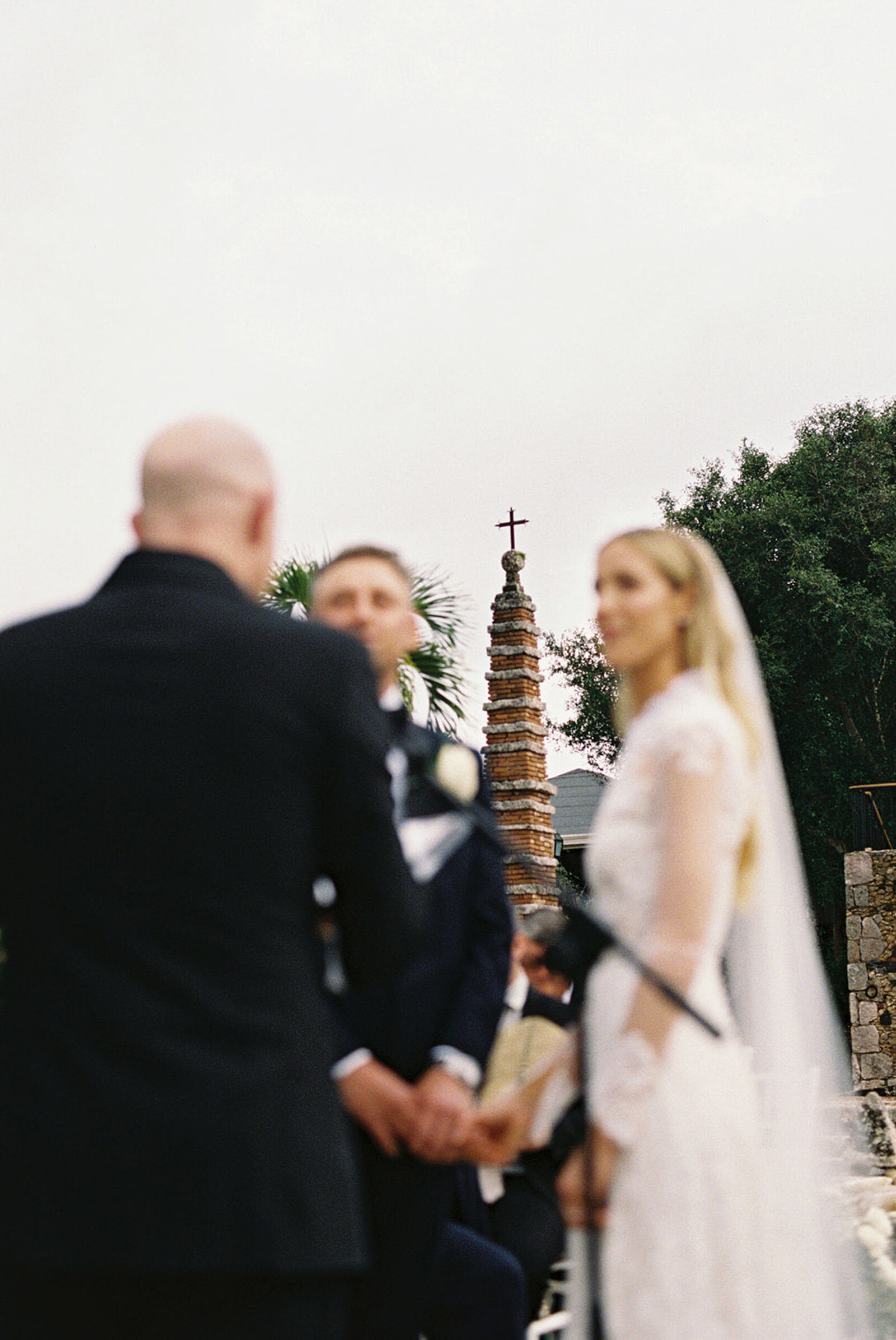 Altos-de-chavon-casa-de-campo-resort-dominican-republic-wedding-asia-pimentel-photography-L+L-32