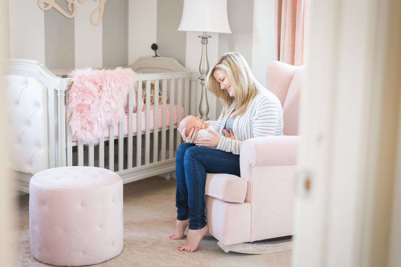 Frederick - Maryland - Newborn - Shoot - Maryland - Lifestyle - Newborn - Photographer - Mary - Sarah - Photography  (1 of 13)