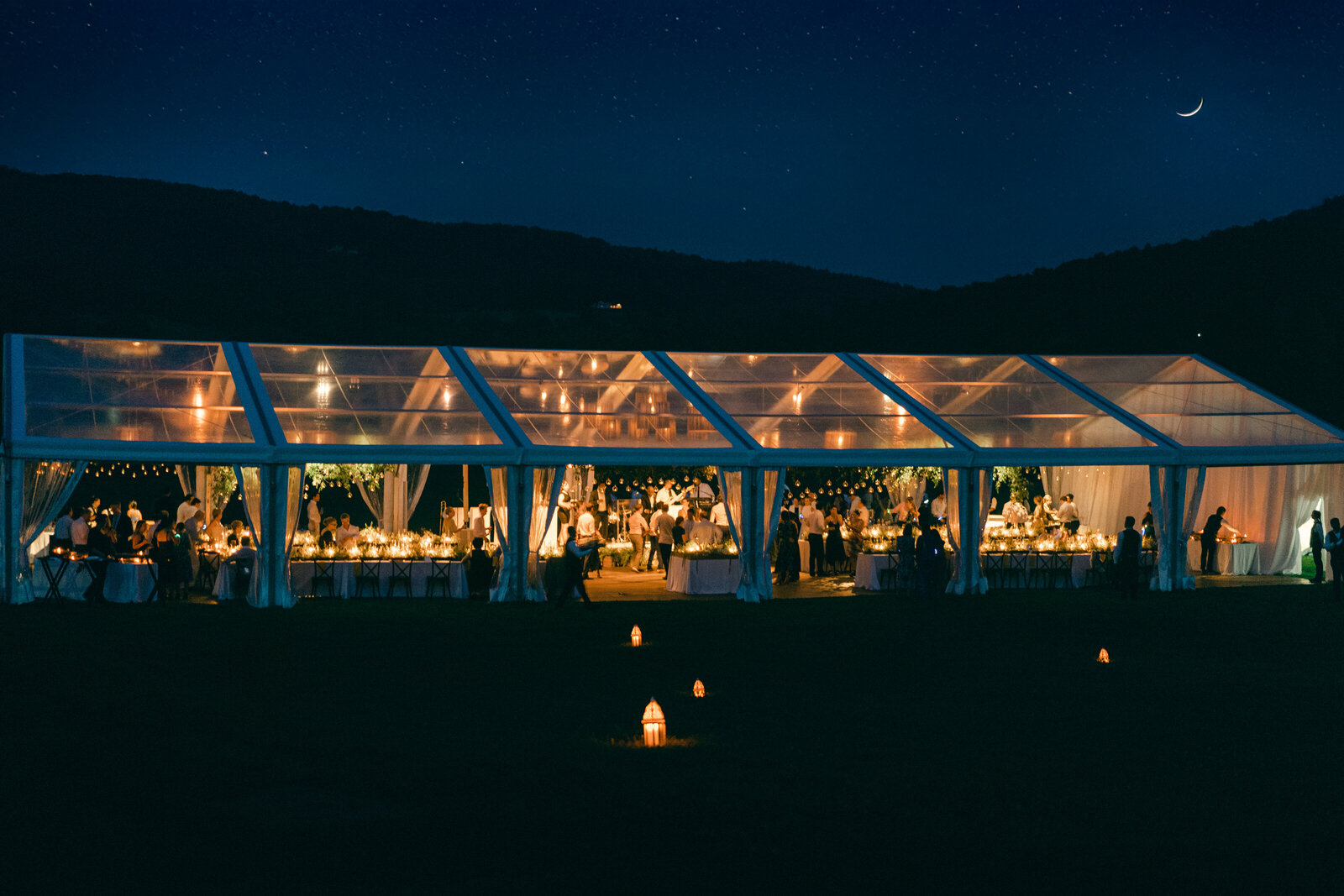 vt-tented-wedding-photographer-night