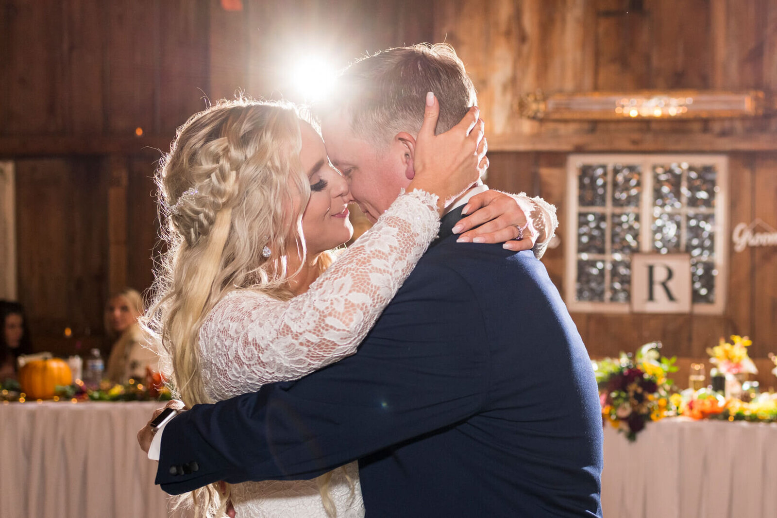 Barn-at-Windy-Pine-Wedding-Waterloo-Wisconsin-177