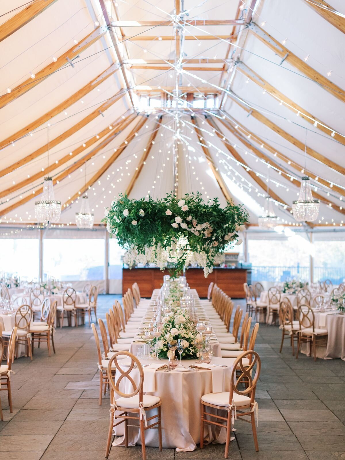 leila-james-events-newport-rhode-island-luxury-wedding-planner-castle-hill-inn-venue-jillian-knight-wedding-photographer-A.Reception35 copy