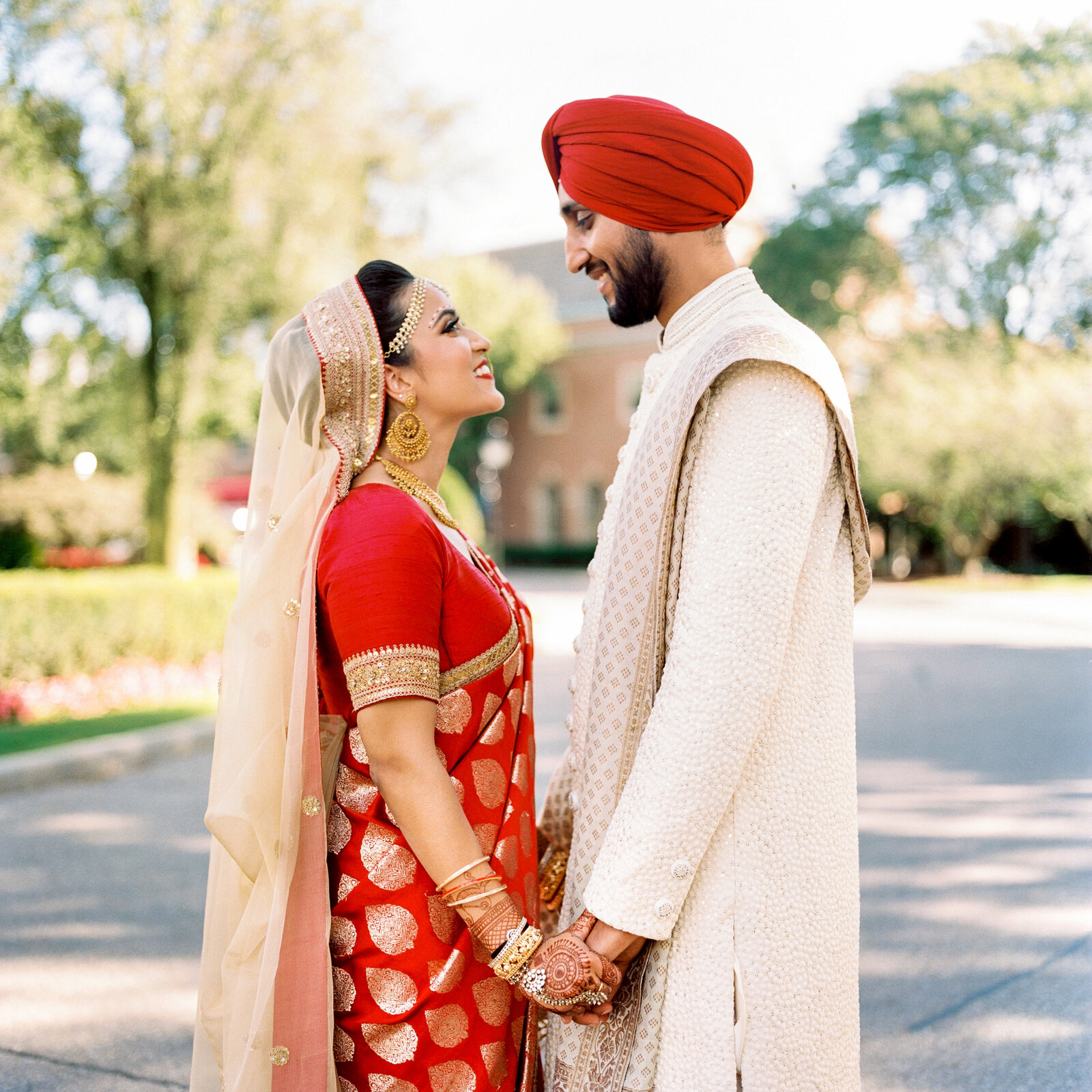 033-sean-cook-wedding-photography-sikh-wedding-couple