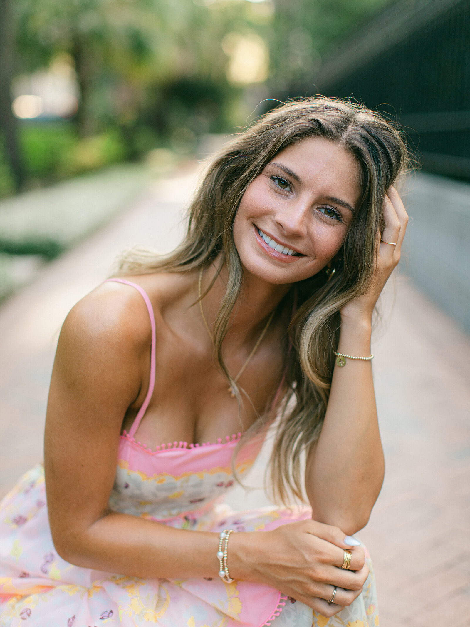 357-torianna-brooke-portraiture-historic-downtown-savannah-senior-session-jadyn
