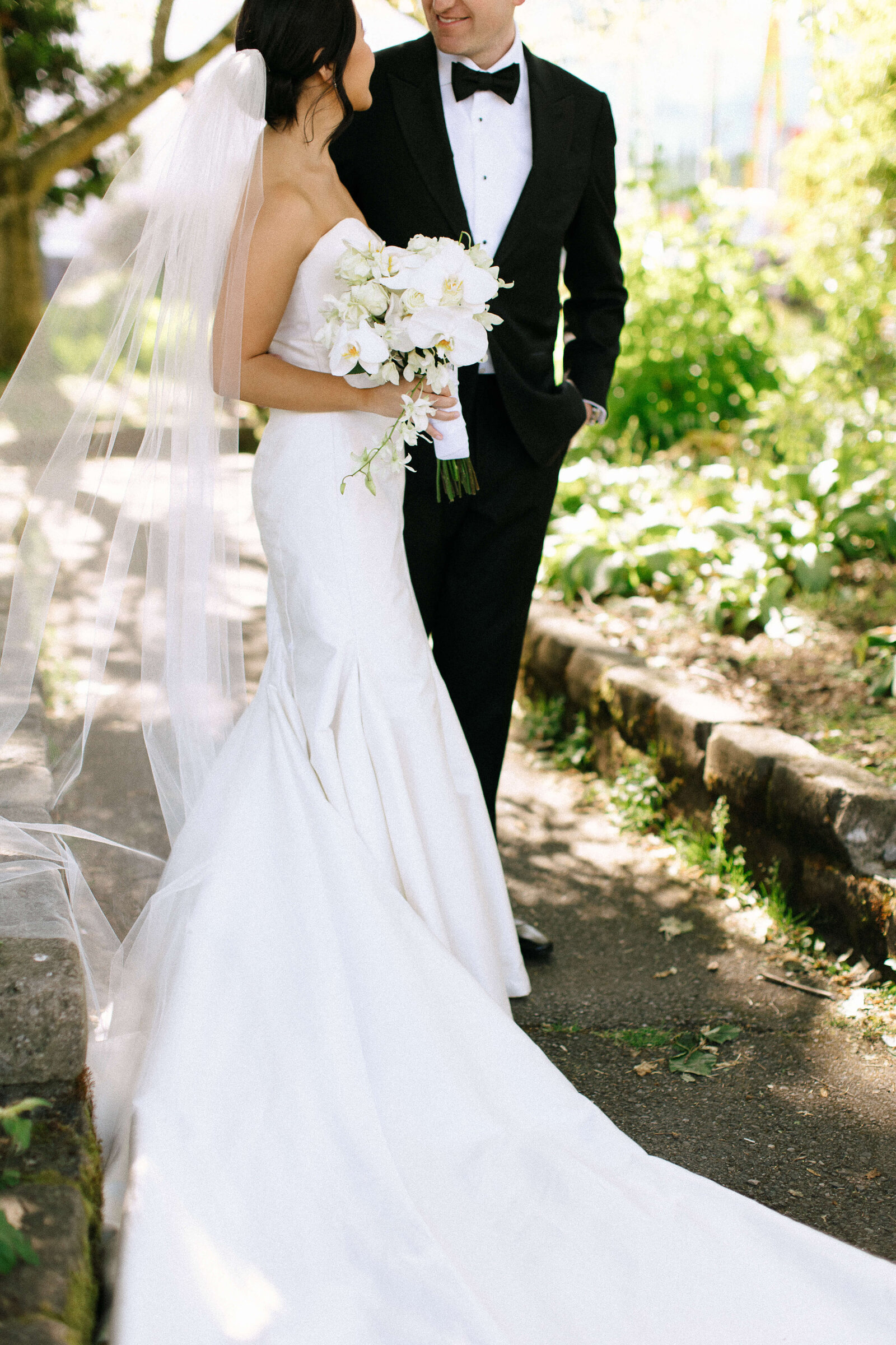 Chihuly Garden Wedding in Seattle
