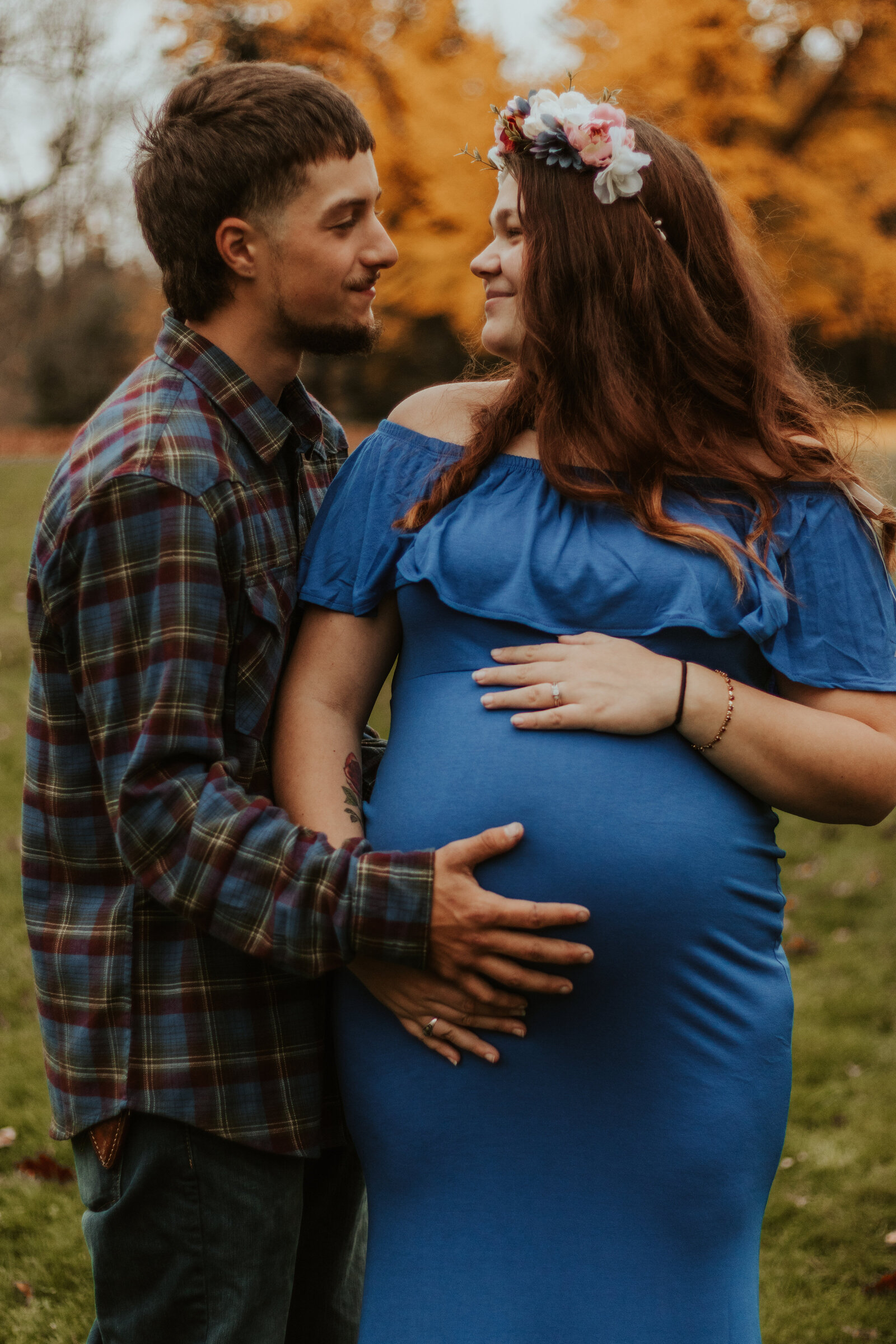 Fall-Maternity-Photos-Vanderbilt-Mansion-Love-to-Lens-Photography-(52)