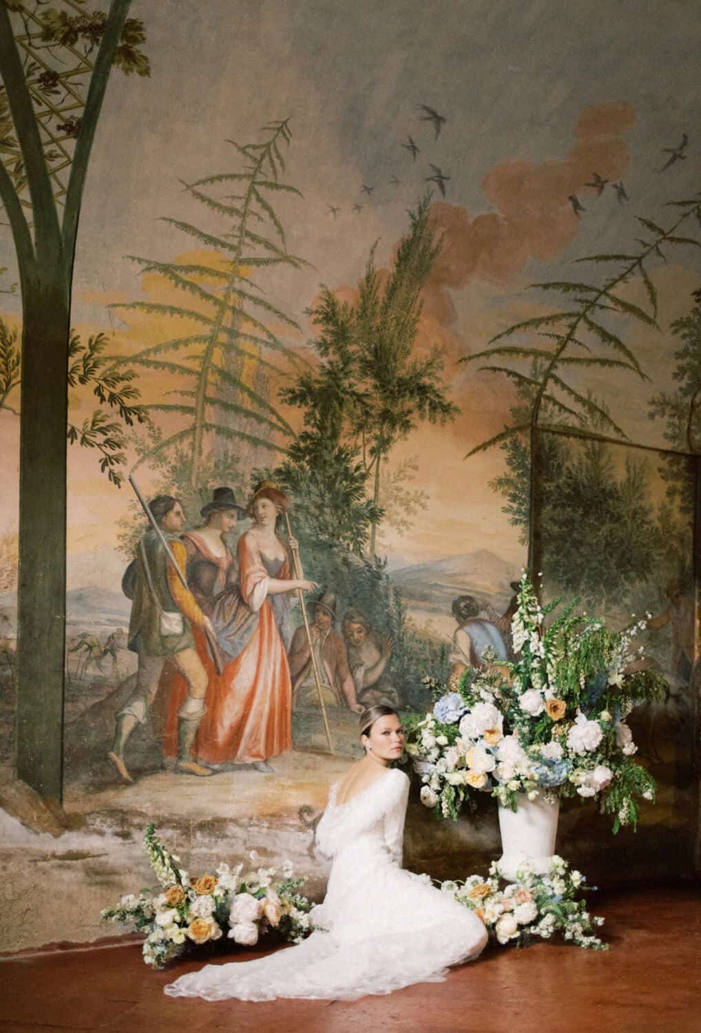 Villa-di-Geggiano-wedding-editorial-Tuscany-Italy109-Palazzo-Eventi-by-Julia-Kaptelova-Photography-014