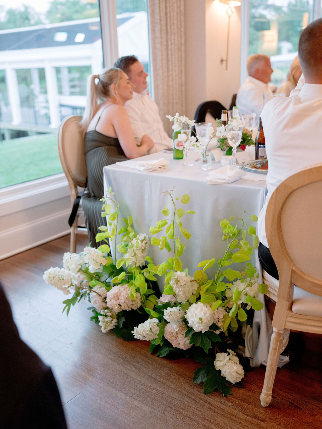40Kate Campbell Floral The Oaks waterfront summer wedding by Julie Livingston photo
