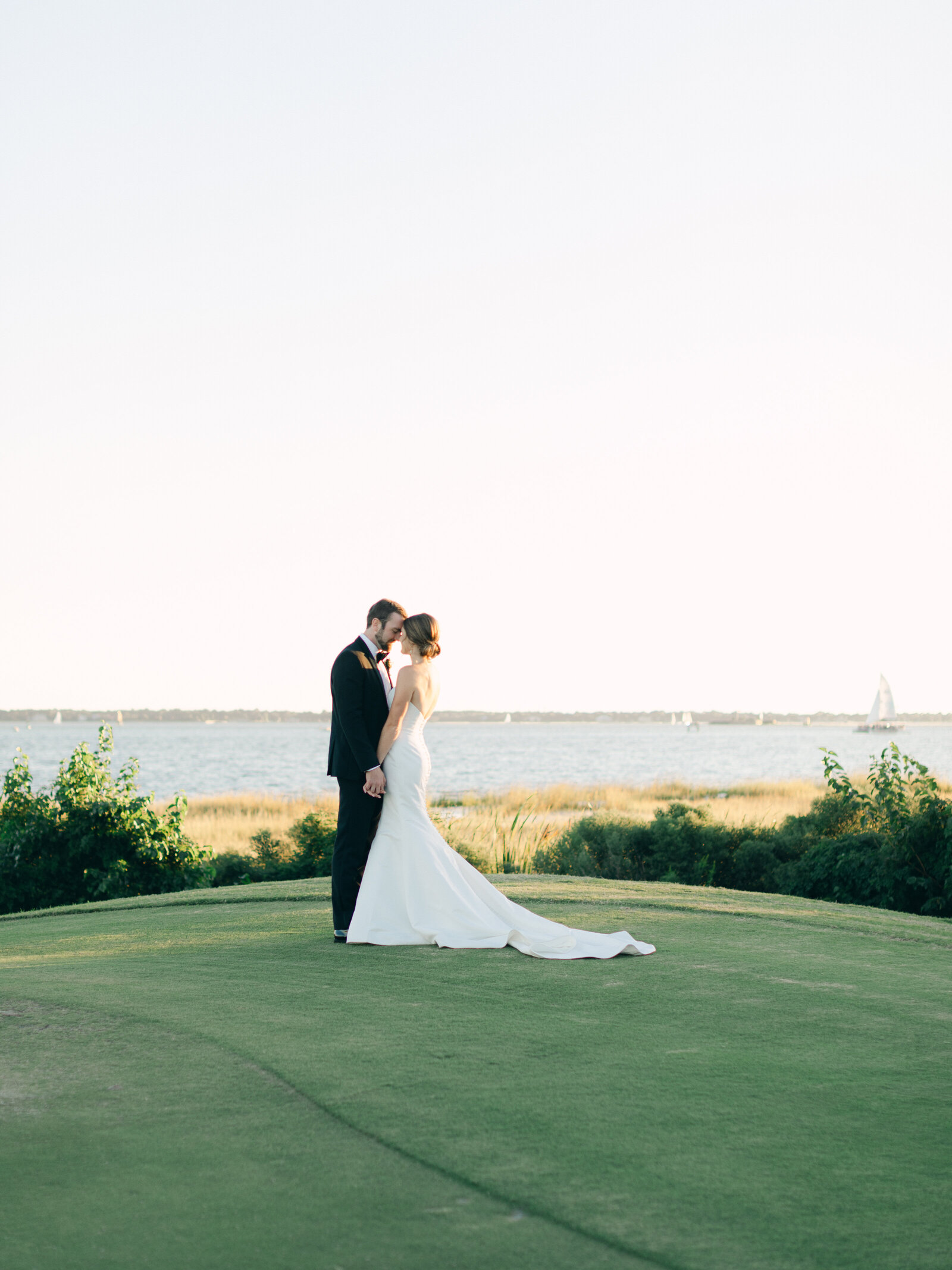 47-torianna-brooke-portraiture-patriots-point-golf-course-wedding