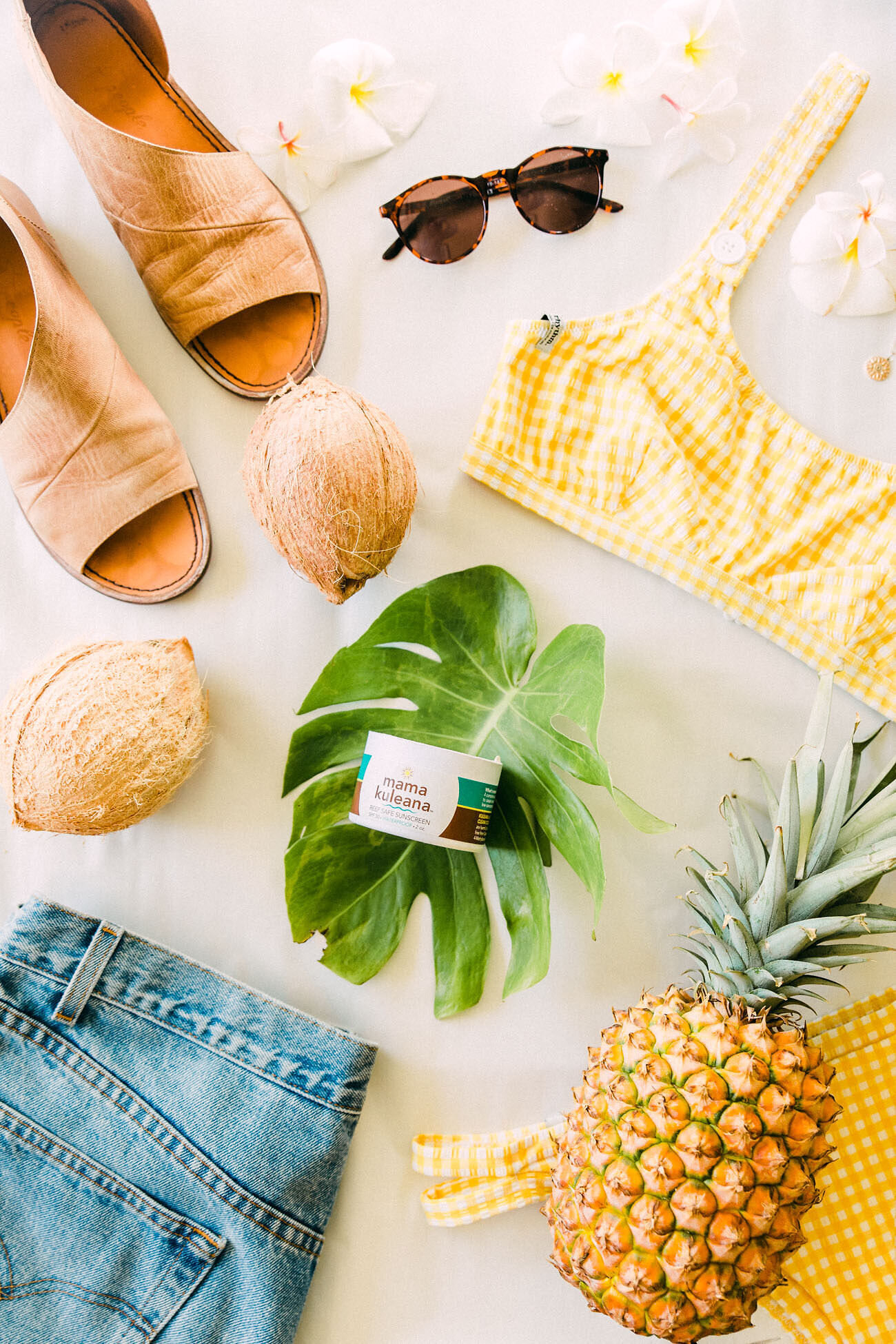 Maui Hawaii inspired tropical flat lay by Chelsea Loren