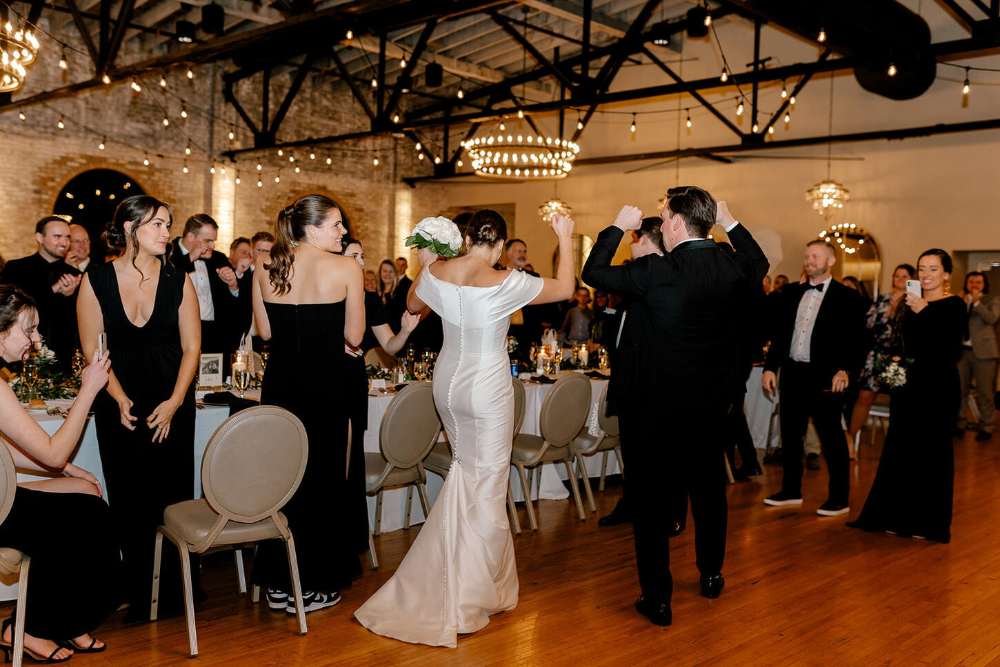 Michigan-Wedding-Photographer-Lindsay-Elaine-Photography-910