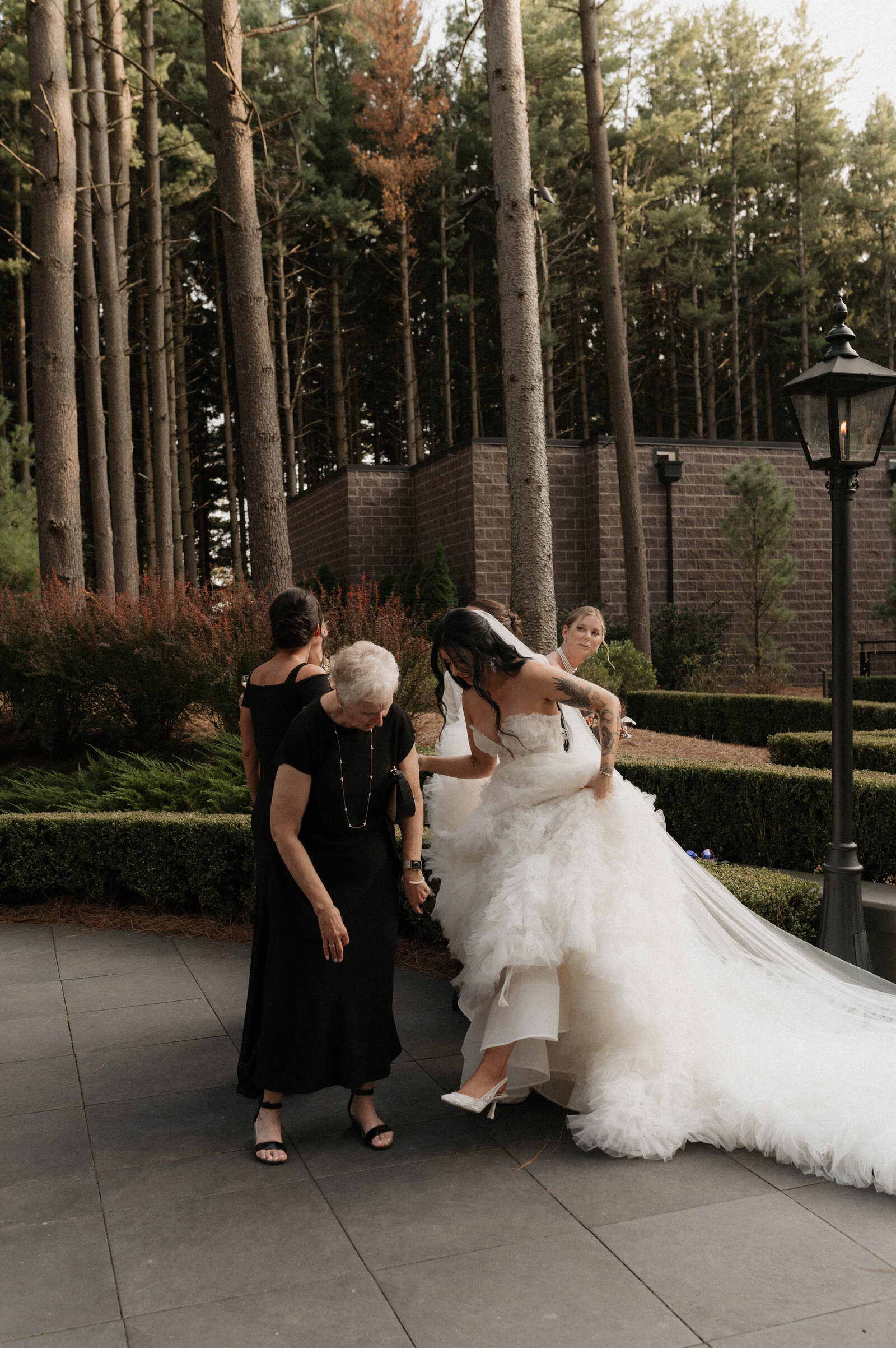 Destiny&PaigeWeddingShepherdsHollowWeddingCocktailHour-85