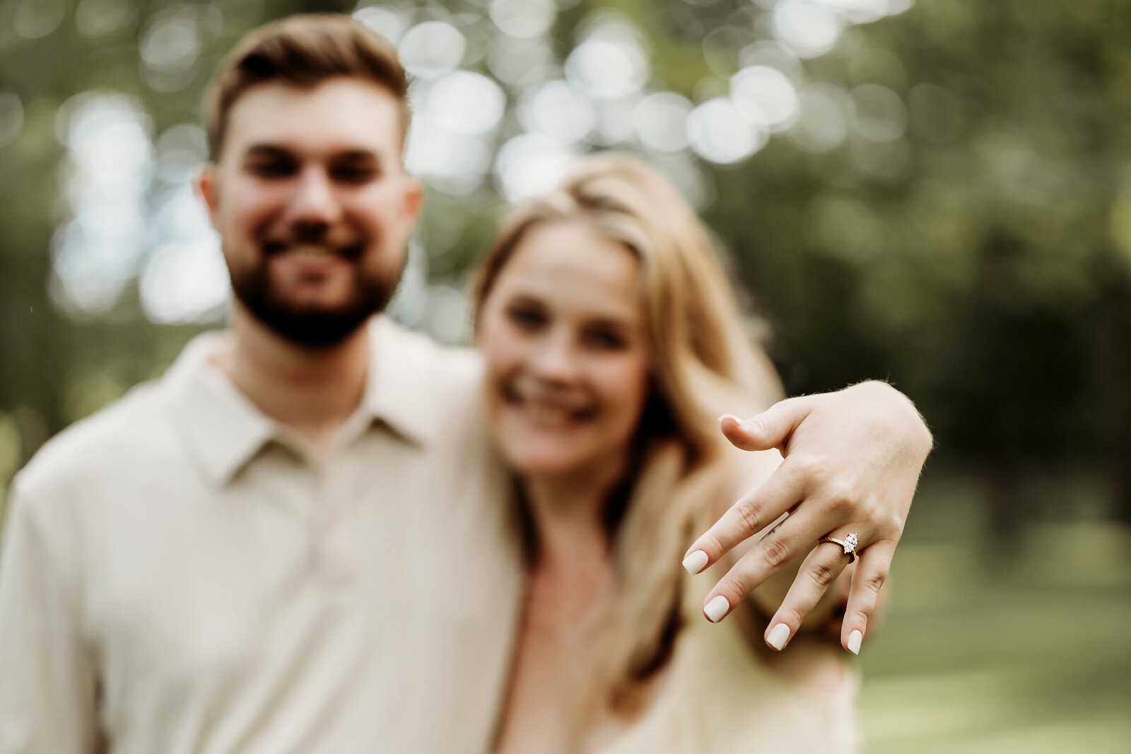 9430-Caleb-Maddie-Engagement-Indianapolis-8x10