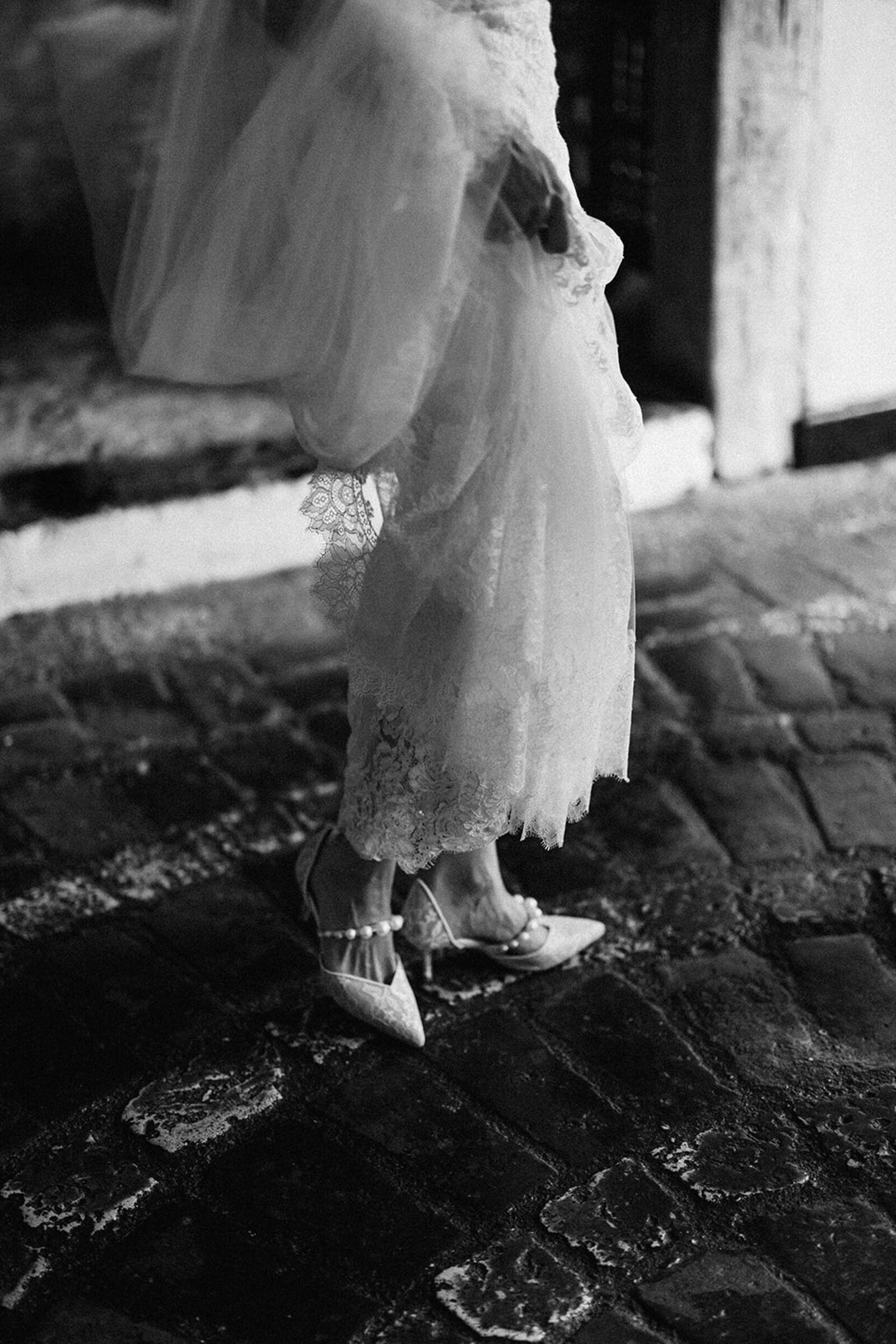 Altos-de-chavon-casa-de-campo-resort-dominican-republic-wedding-asia-pimentel-photography-L+L-26