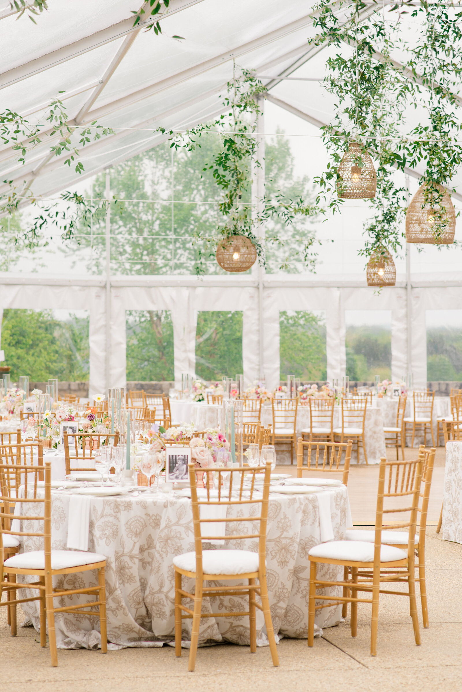 colorful-tented-garden-wedding-virginia-beach