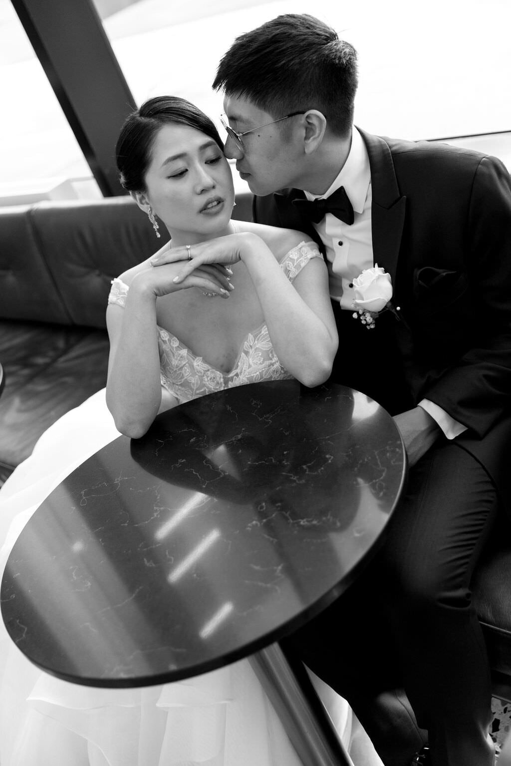 Honeyrose Hotel Montreal Wedding | montreal editorial wedding photographer | luxury moment photography-9851