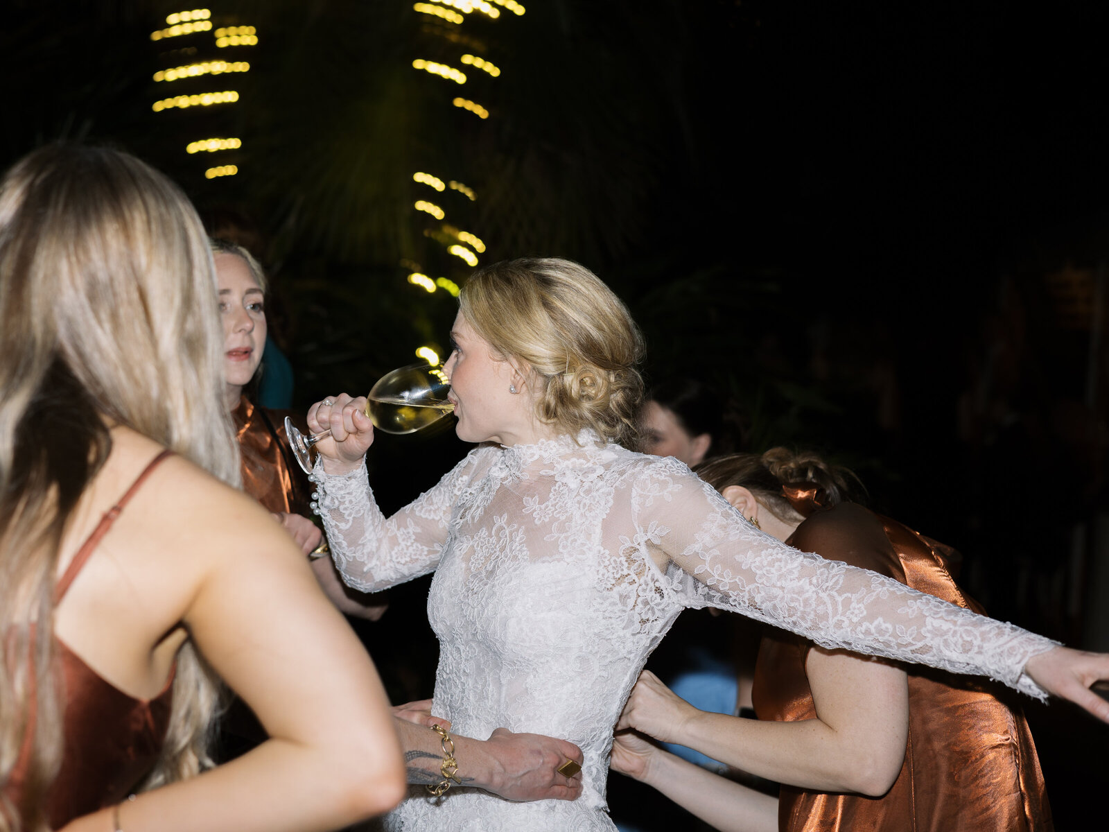 monique-lhuillier-lace-bridal-gown-reception