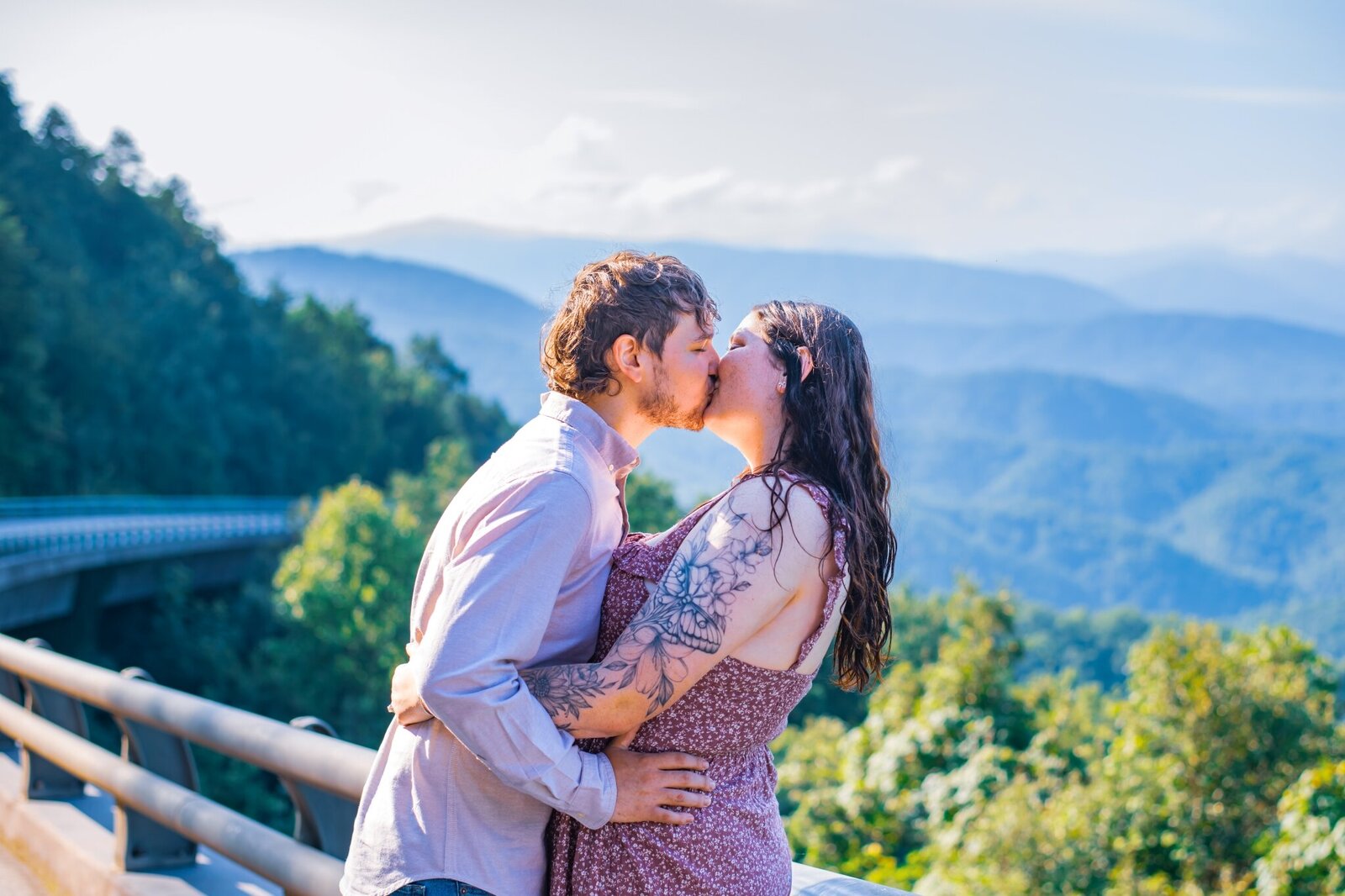 Mountain_Couple_Photos