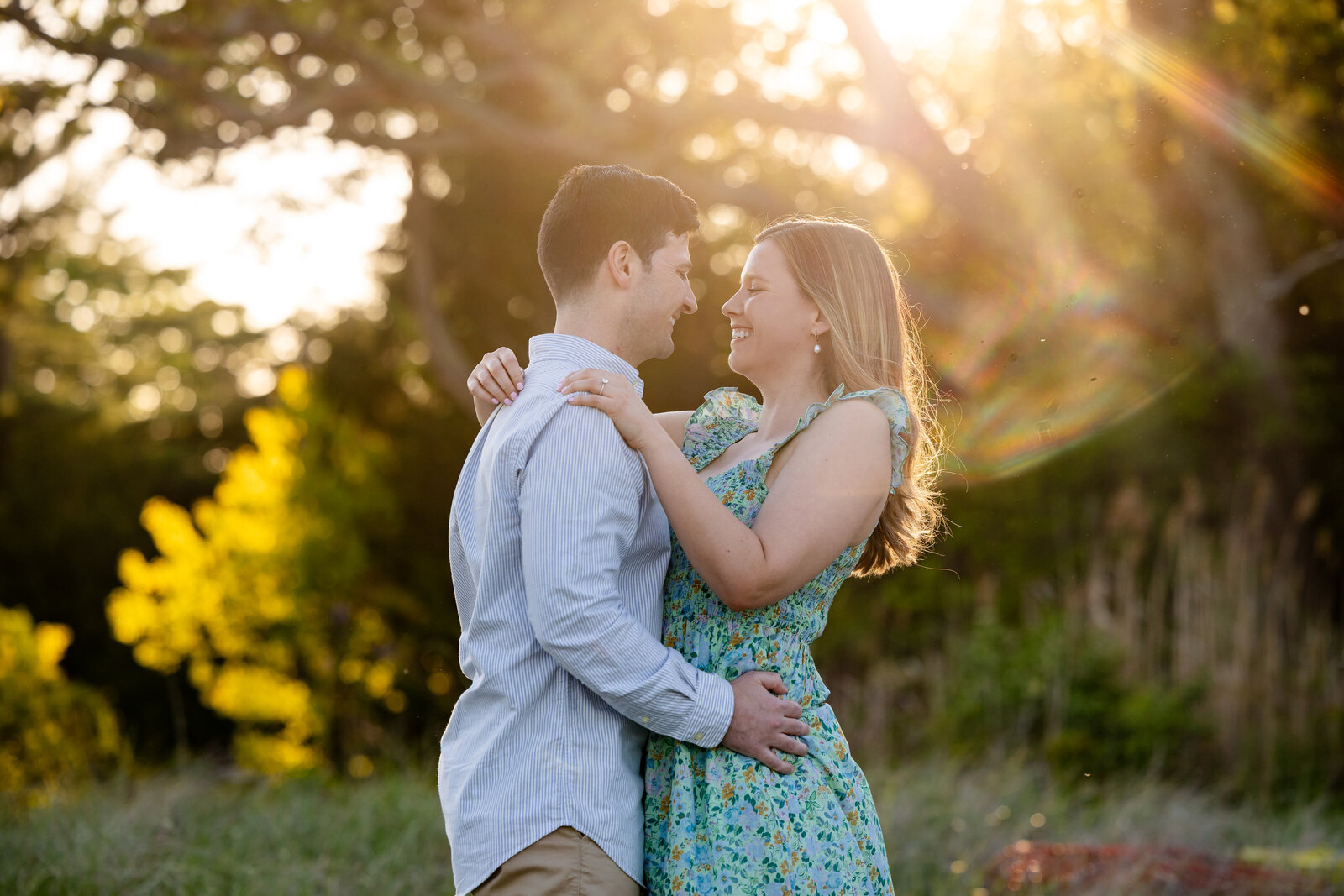 sun-flare-engagment-coastal-beach-lisa-gilbert-photography
