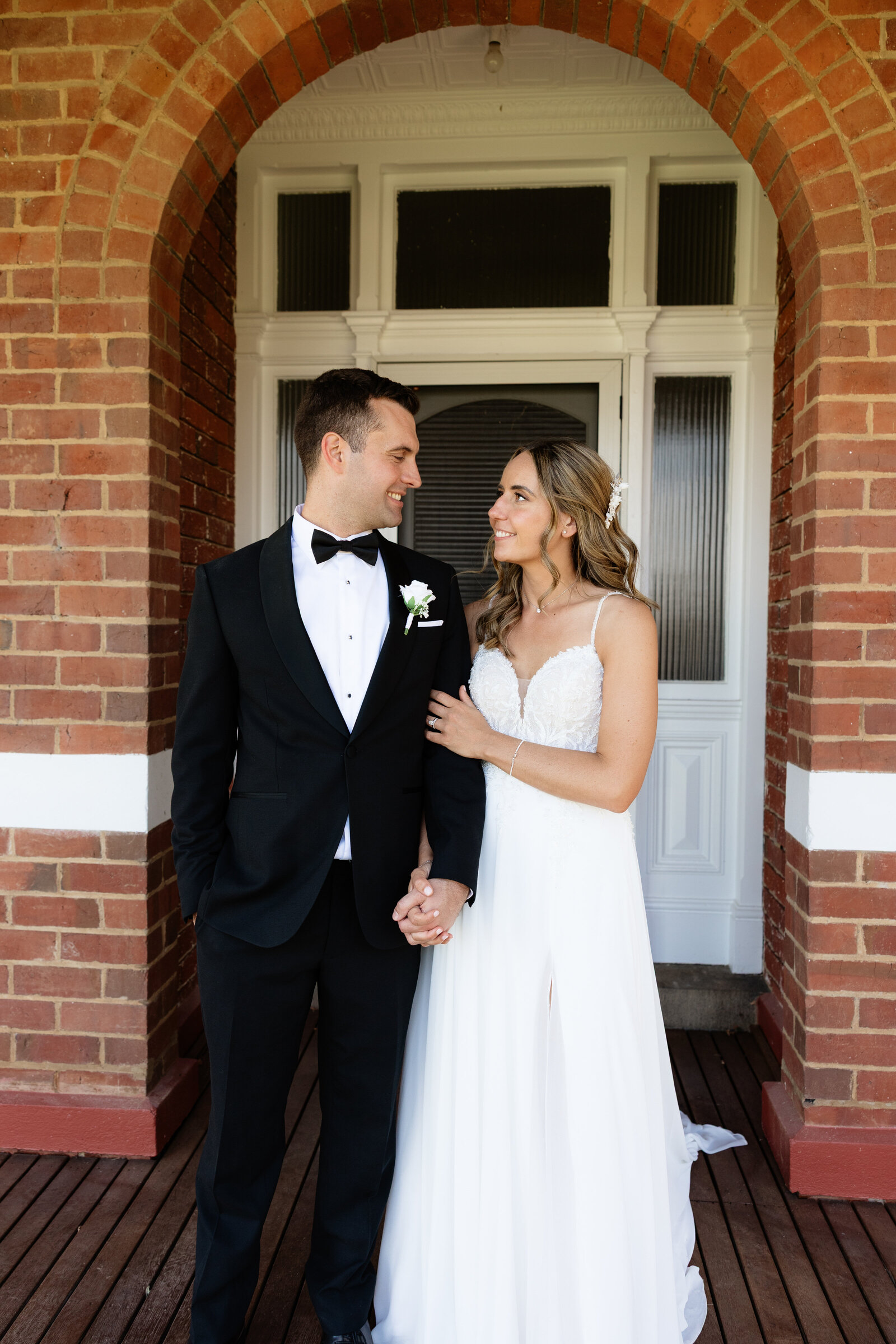 Laura and Michael - Sneak Peek -  29.11.2025 - JessicaCarrollPhotographer-21