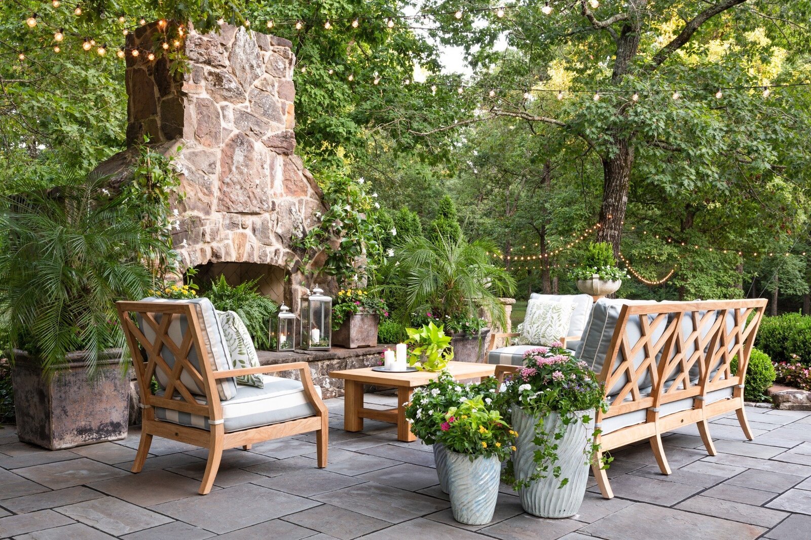 stone-outdoor-fireplace-seating-area-garden-little-rock-hero