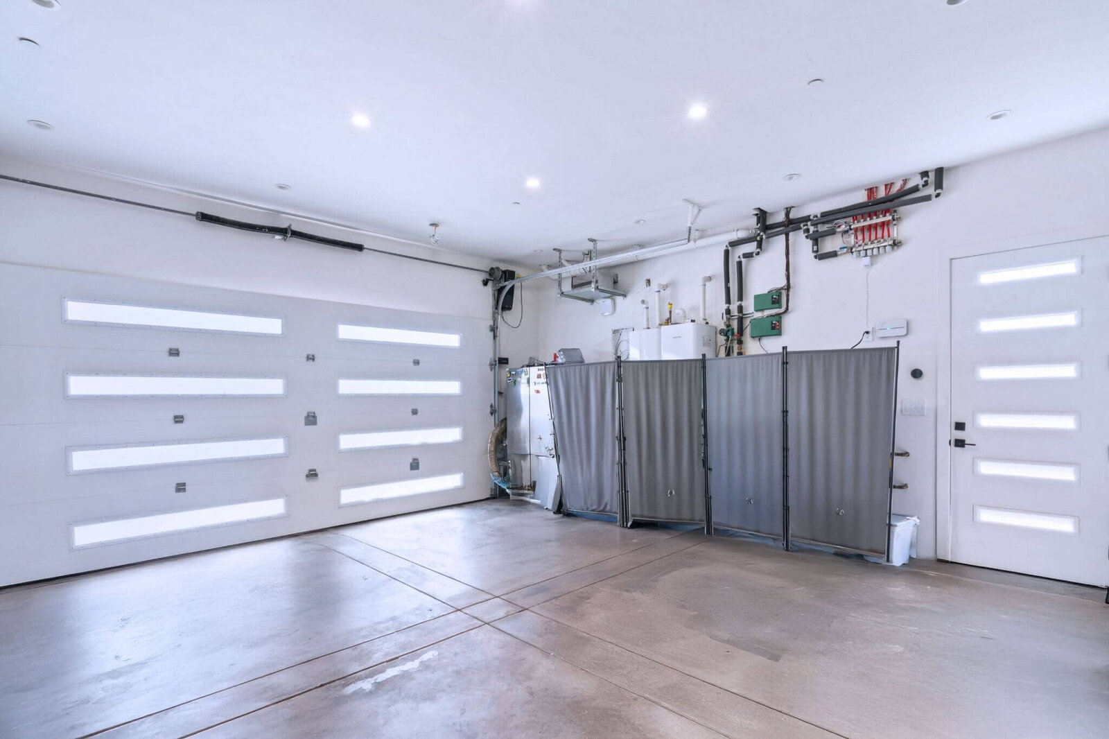 mls28_michael-jimenez-pacifica-realtor-homes-for-sale-large-garage-bay-area
