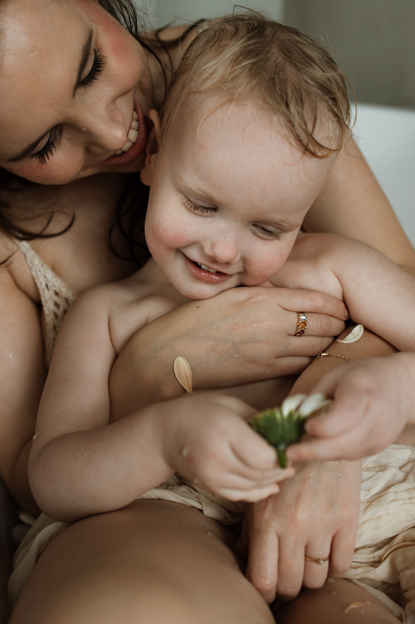 zwangerschapsfotoshoot fotoshoot baby gezins fotoshoot fotograaf eindhoven fotoshoot valkenswaard trouwfotograaf bruidsfotografie valkenswaard