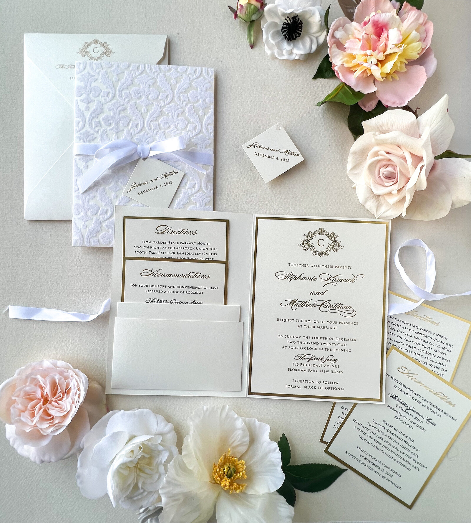 White damask velvet textured pocketfolder with ribbon wedding invitation-09