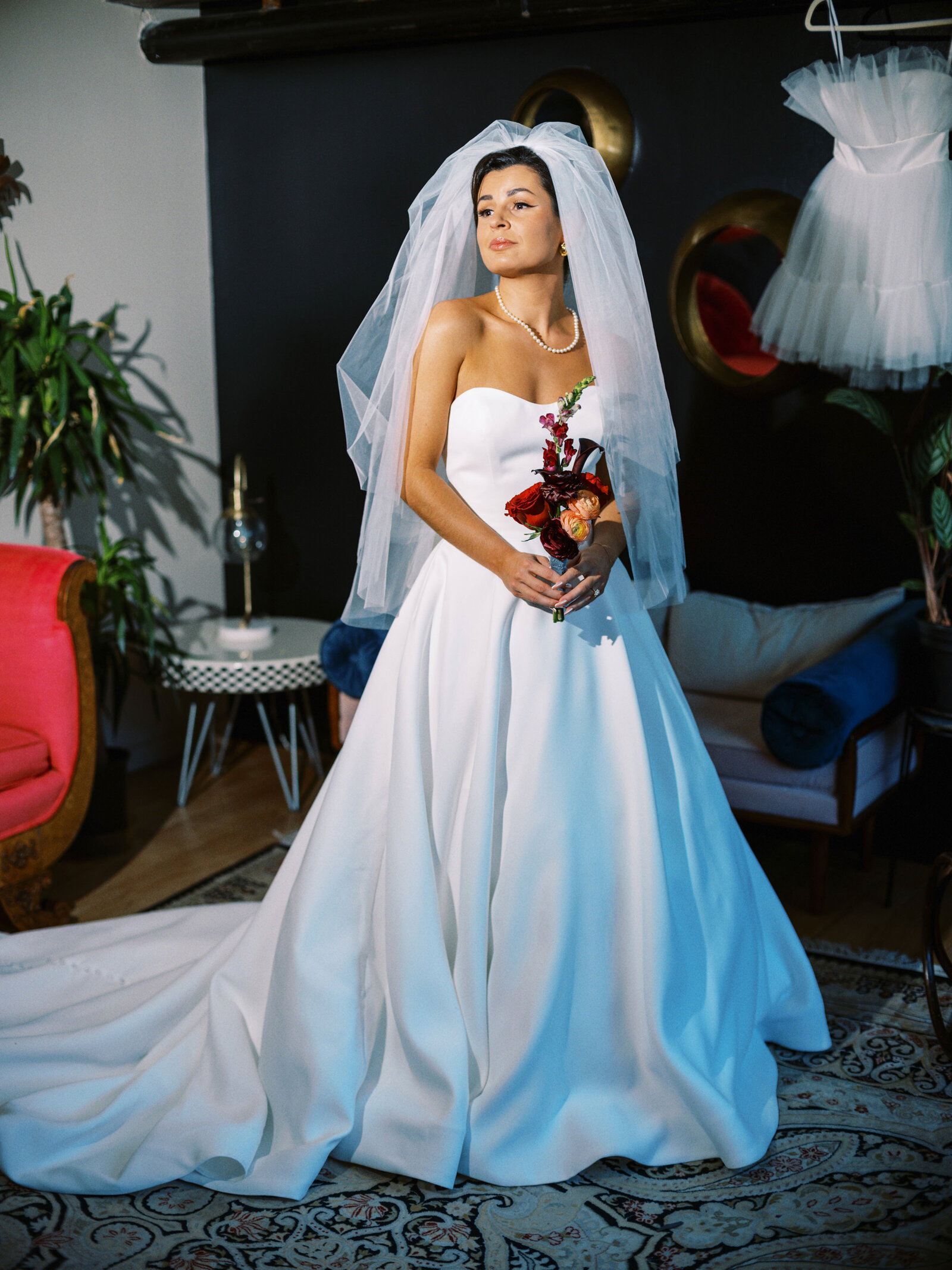 A bride posing for a bridal portrait in Raleigh North Carolina