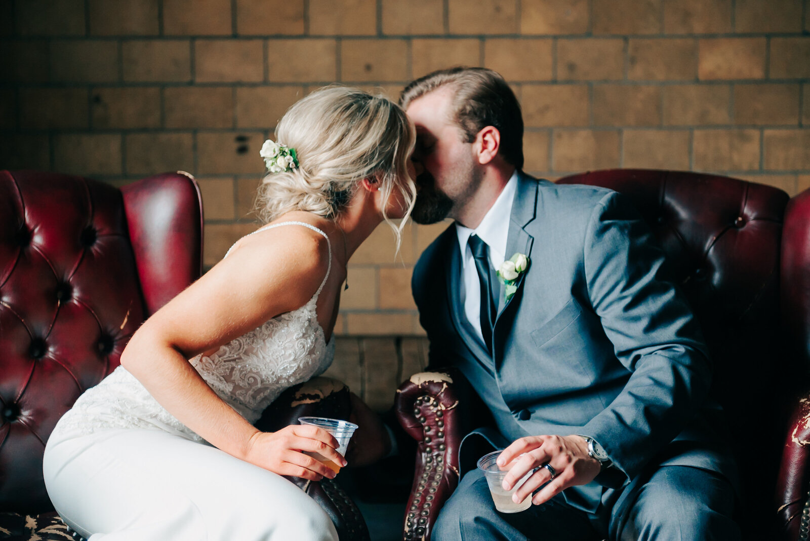 DETROIT-WEDDING-PHOTOGRAPHER-CAPTURED-BY-KELSEY-WHISKEY-FACTORY-WISNIEWSKI-WEB-31