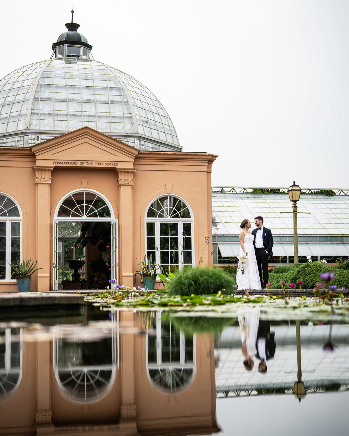 bride-groom-city-park-conservatory-4x5