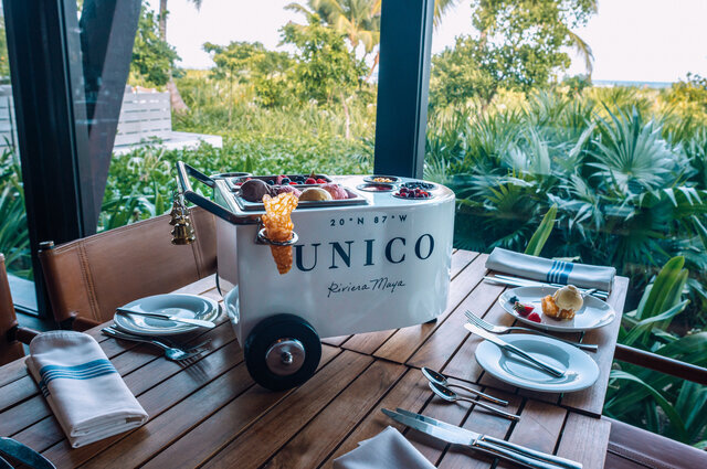 UNICO_ice cream cart