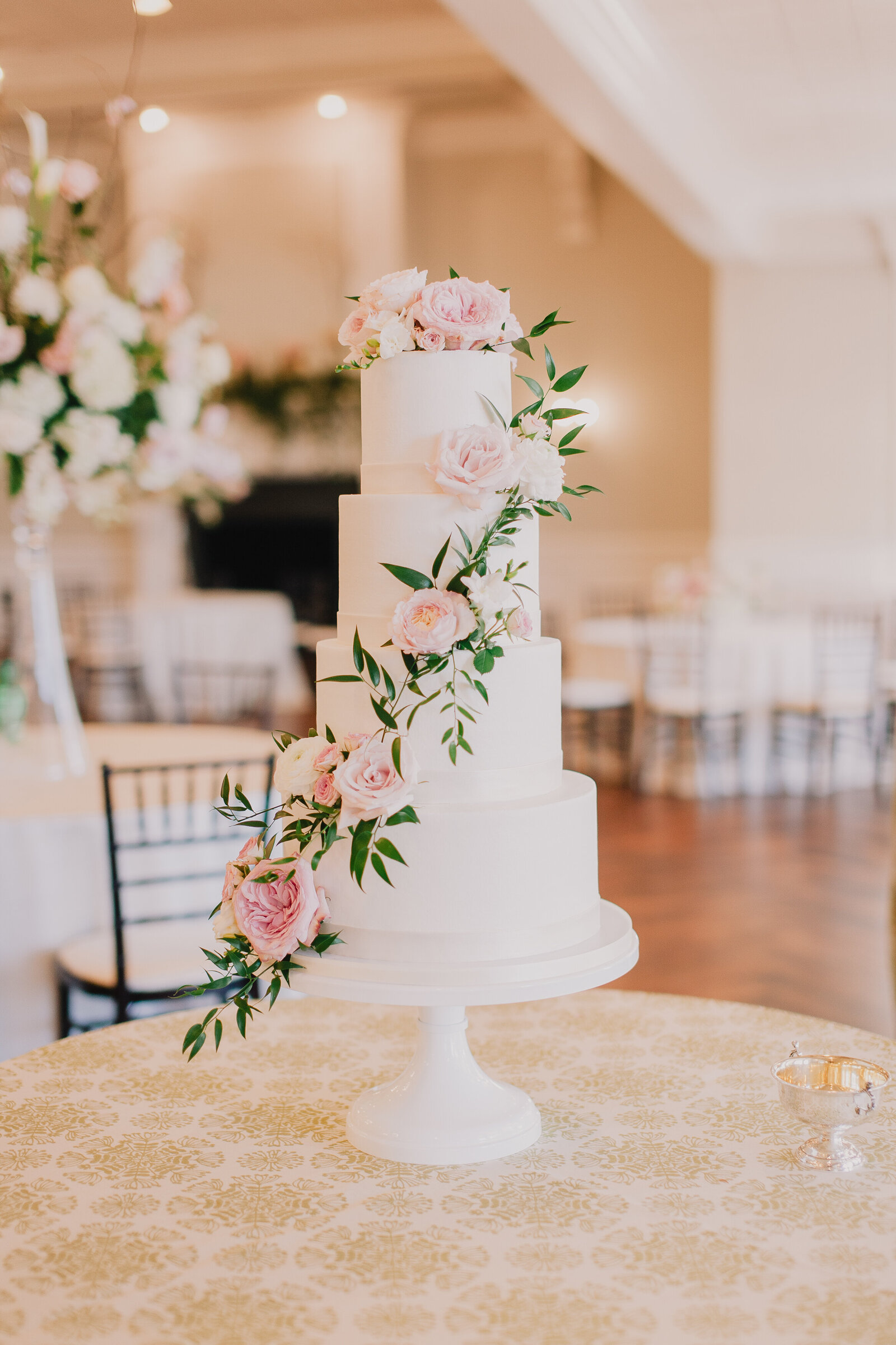 Elegant-Wedding-Cake-Ashley-Cakes-24