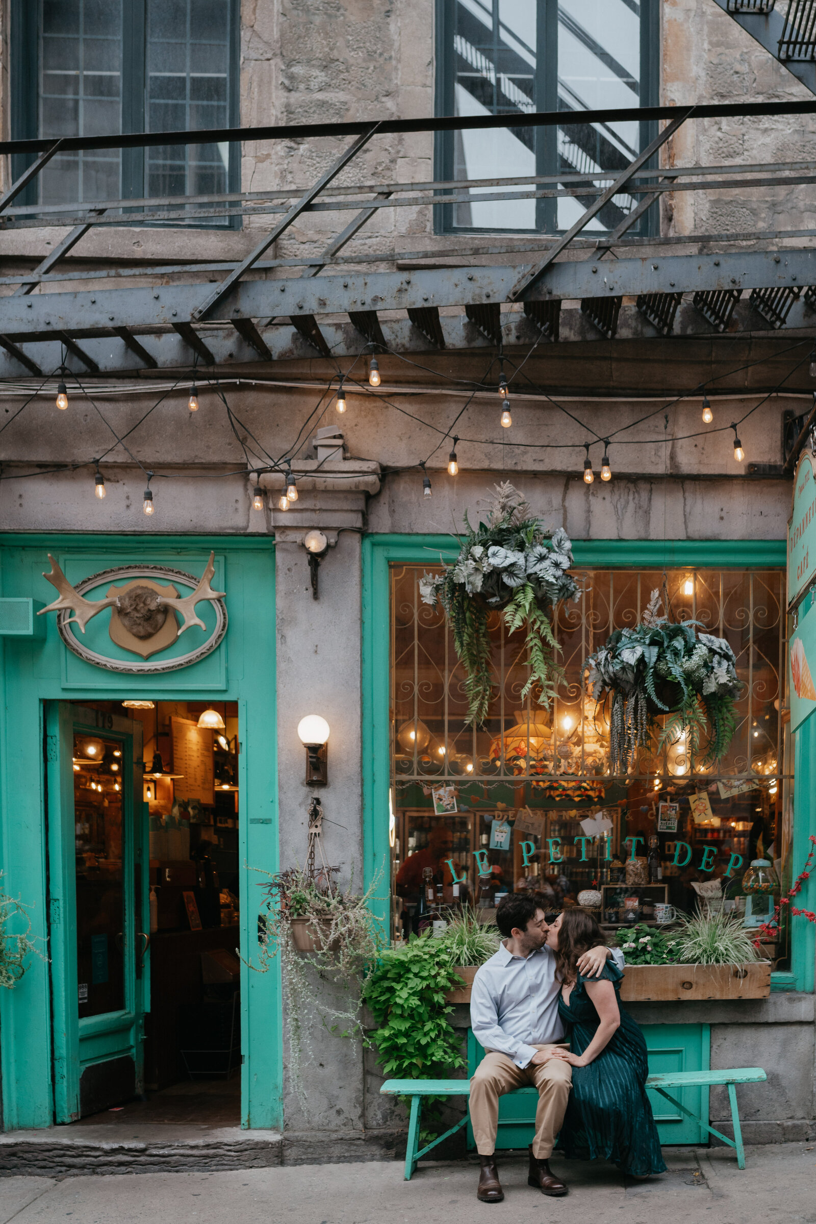 Majolica_photo_Anna & Josh Engagament session in Old port Montreal_2