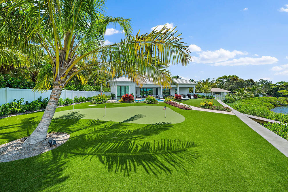 High-End Custom Home with Breathtaking Views