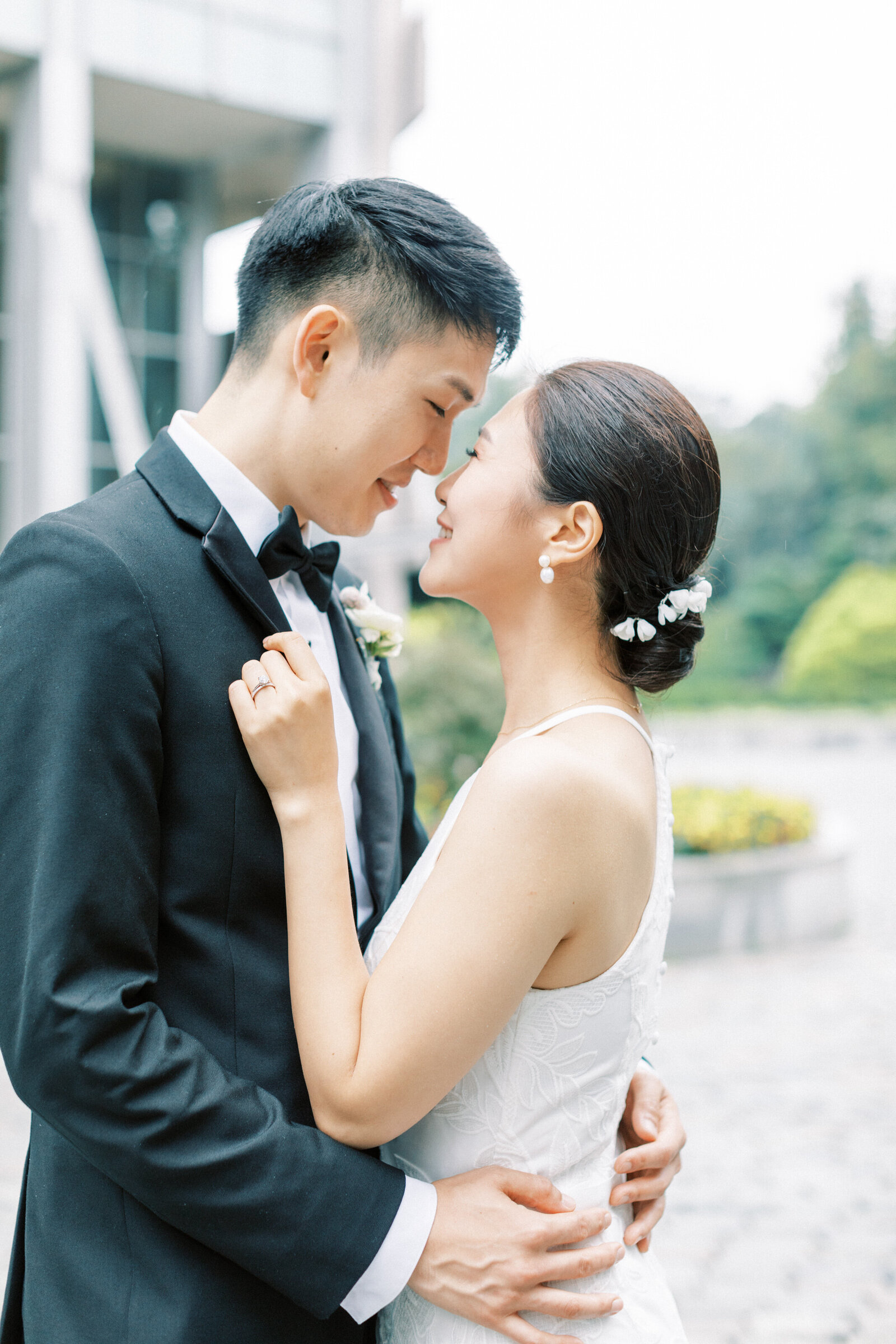 Newly weds kiss at a DC venue