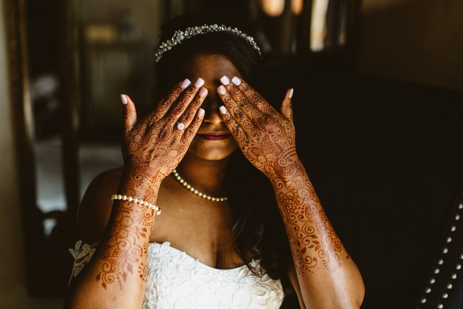 bride henna hands