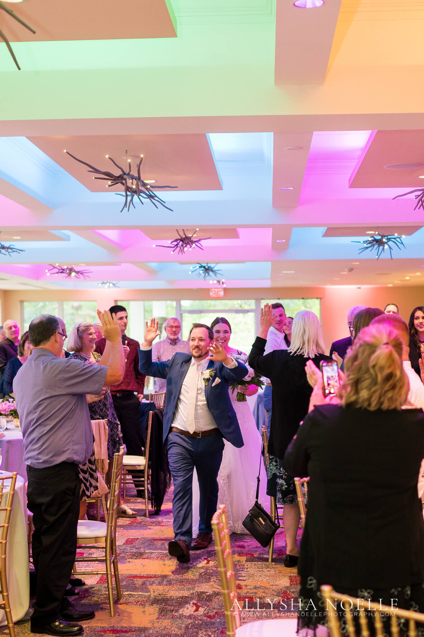 Wedding-at-River-Club-of-Mequon-709