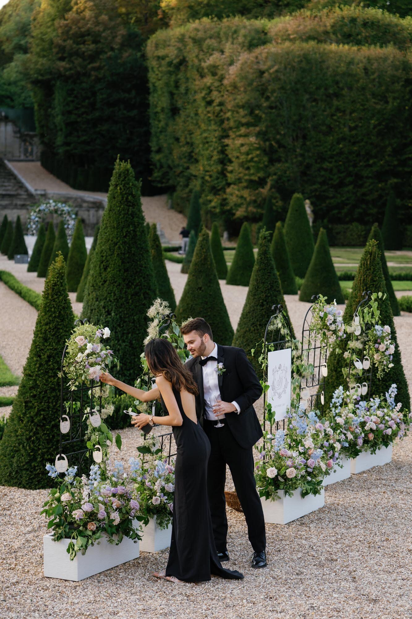 escort card like a garden style