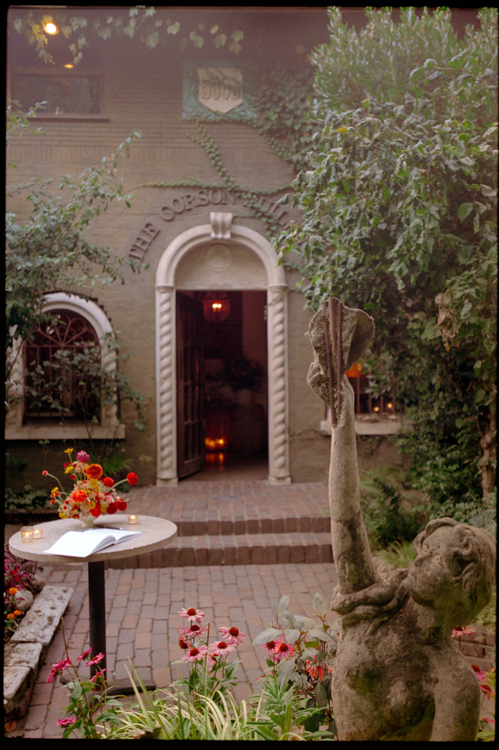 Jess-Buckley-Photo-FILM-Wedding-Seattle-Restaurant-16